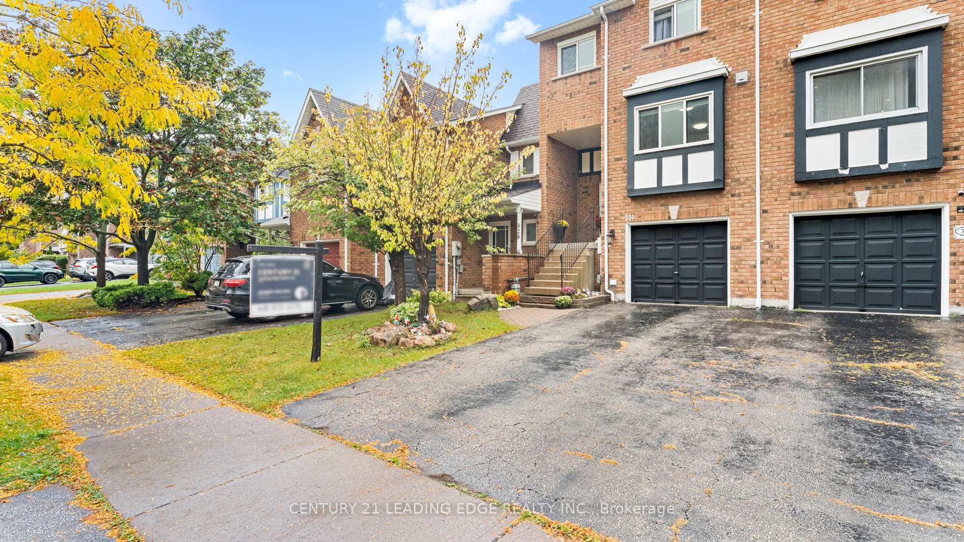 Photo 1 of 330 Sparrow Circle, Pickering, Highbush — HOMEH