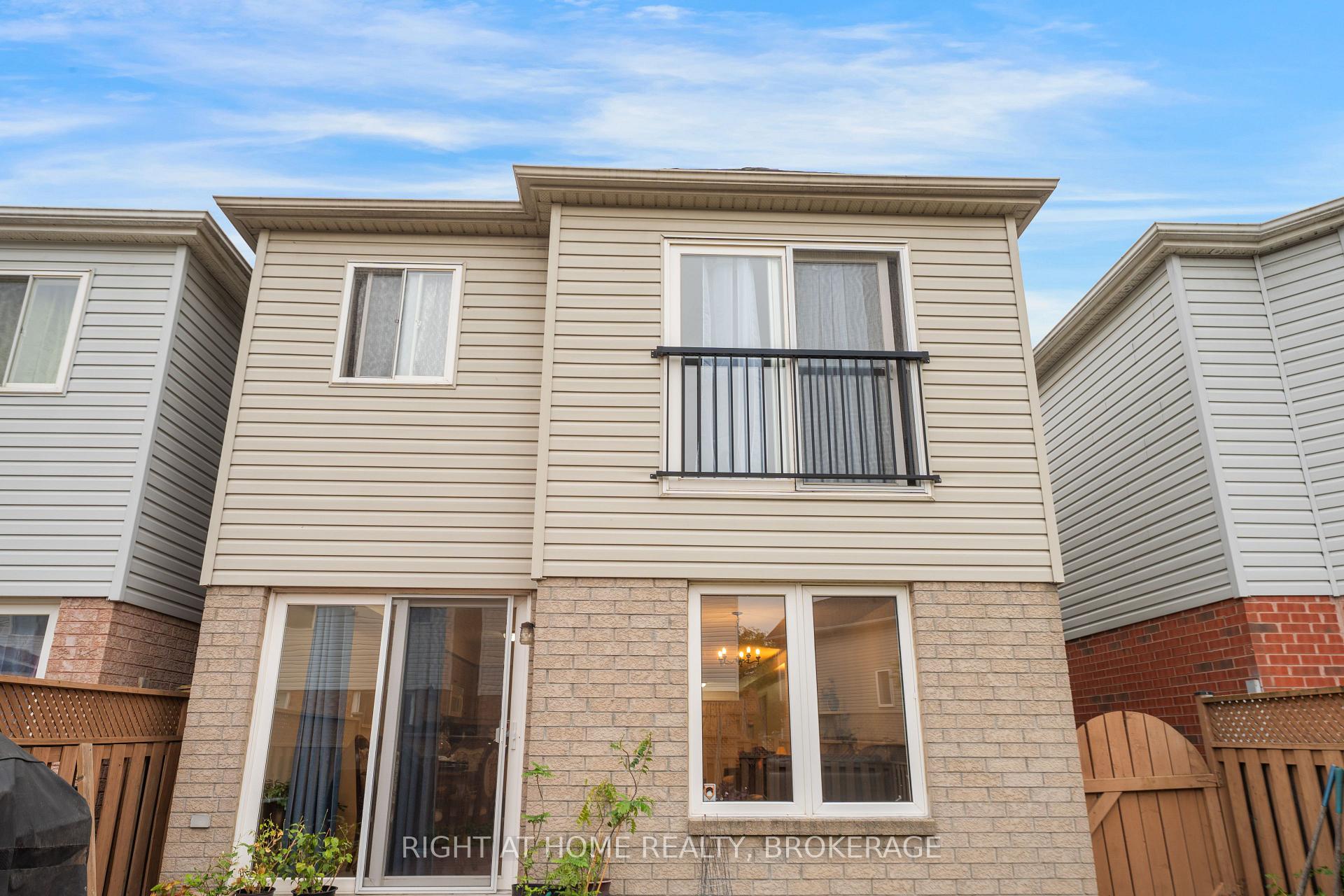 Photo 26 of 1528 Avonmore Square N, Pickering, Town Centre — HOMEH