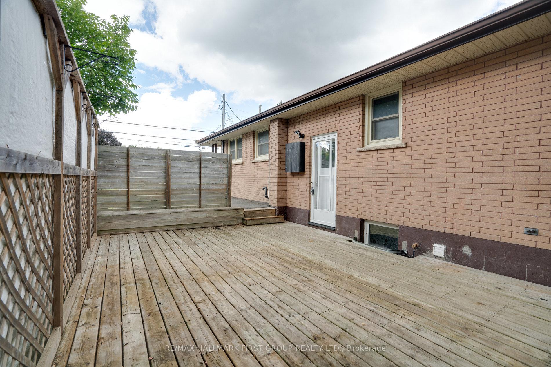 Photo 2 of Unit BSMT, 889 Fairbairn Street, Peterborough, Northcrest Ward 5 — HOMEH