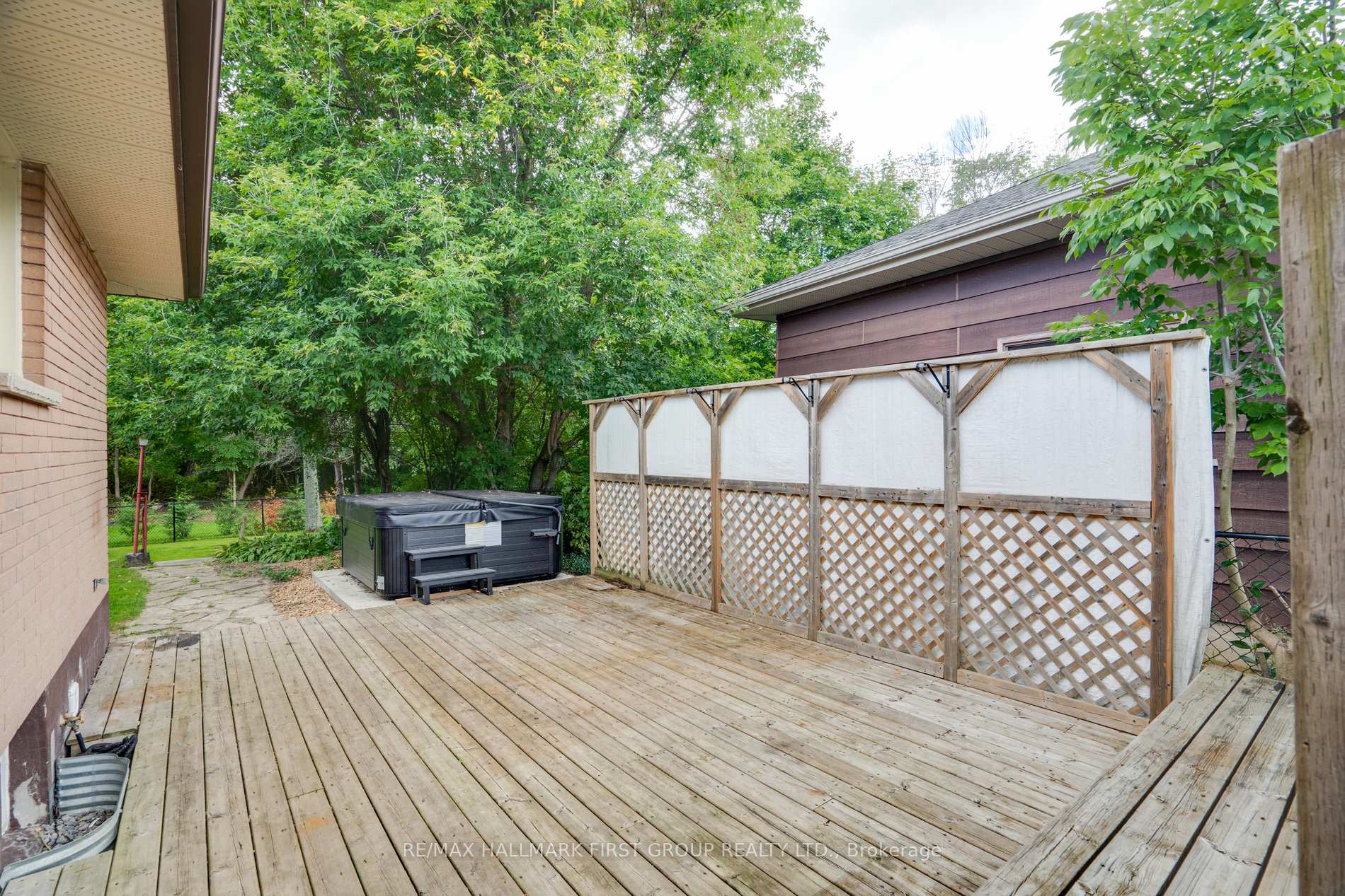 Photo 11 of Unit BSMT, 889 Fairbairn Street, Peterborough, Northcrest Ward 5 — HOMEH
