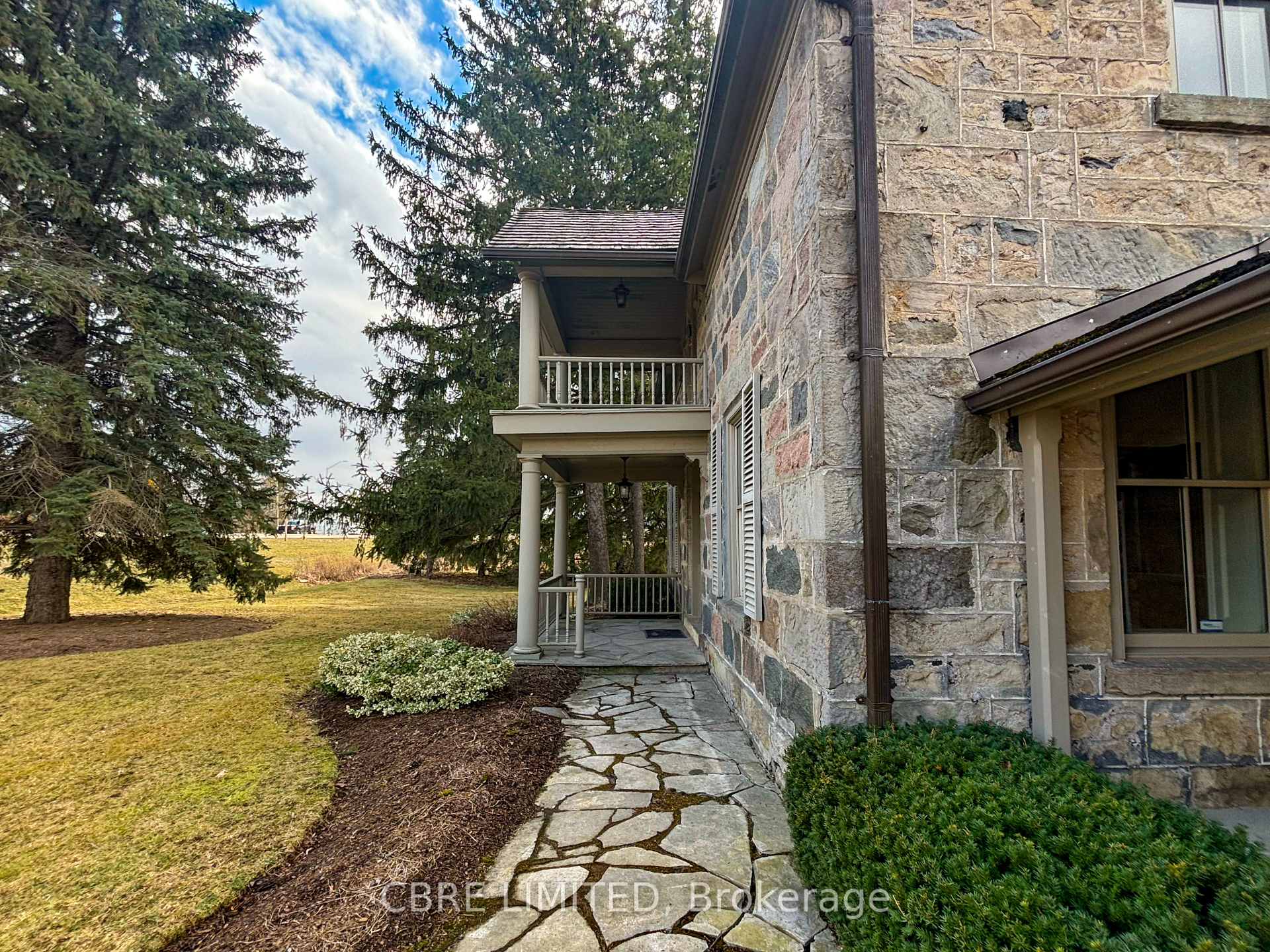 Photo 4 of 85-95 Brock Road S, Puslinch, Aberfoyle — HOMEH