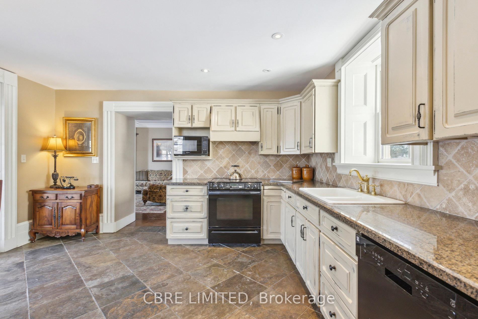 Photo 19 of 85-95 Brock Road S, Puslinch, Aberfoyle — HOMEH