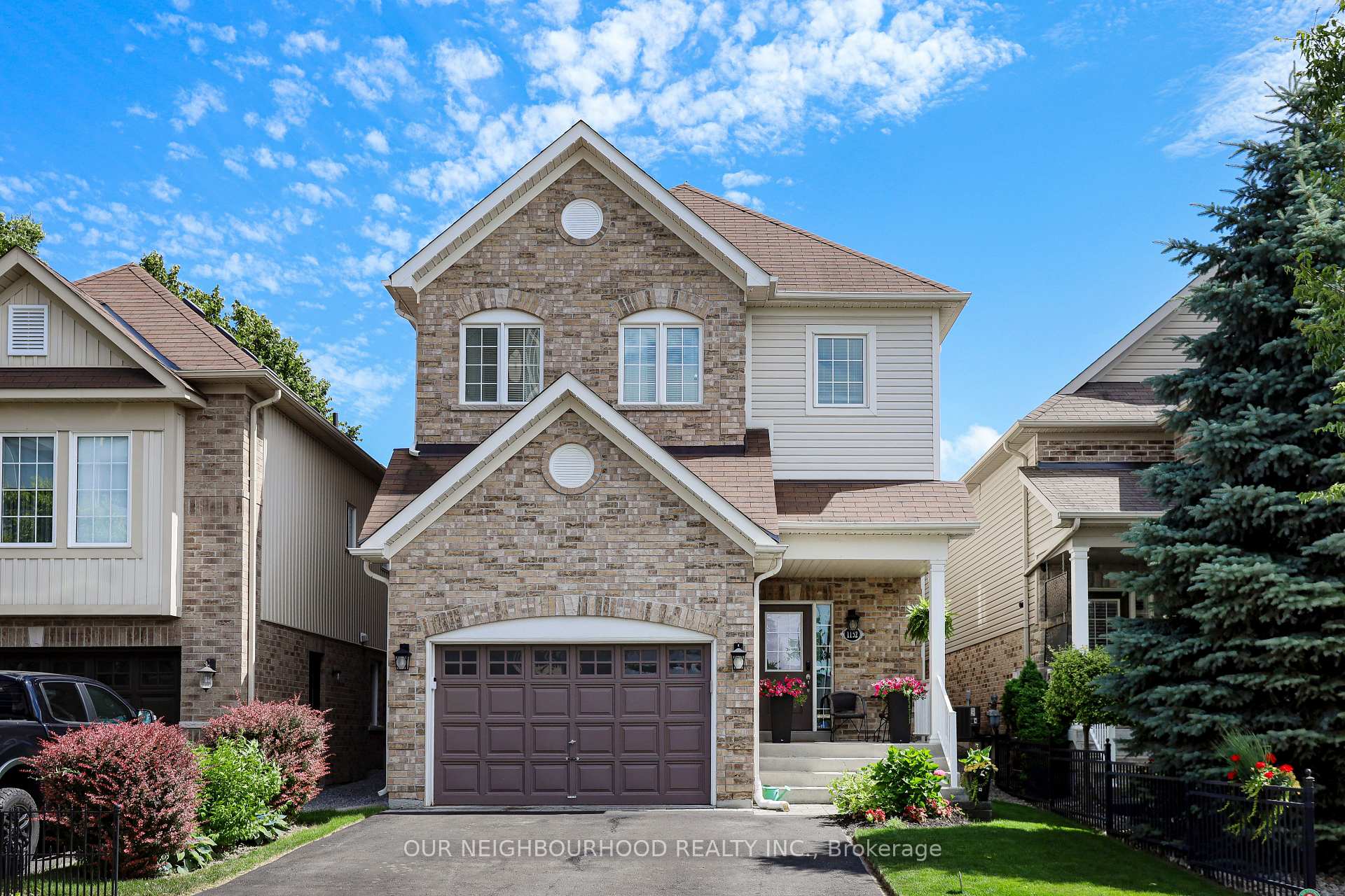 Photo 10 of 1152 Glenbourne Drive, Oshawa, Pinecrest — HOMEH