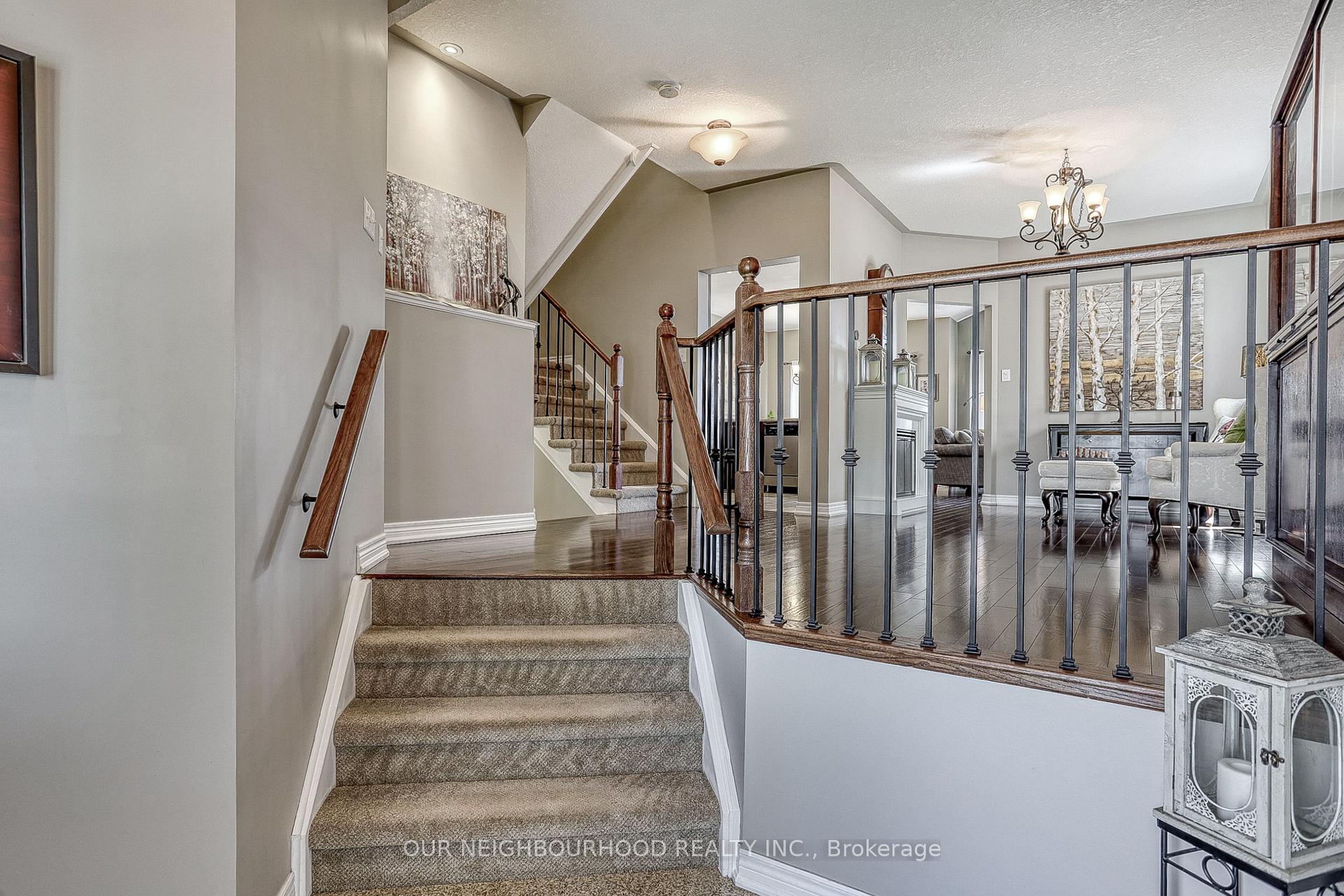 Photo 12 of 1152 Glenbourne Drive, Oshawa, Pinecrest — HOMEH