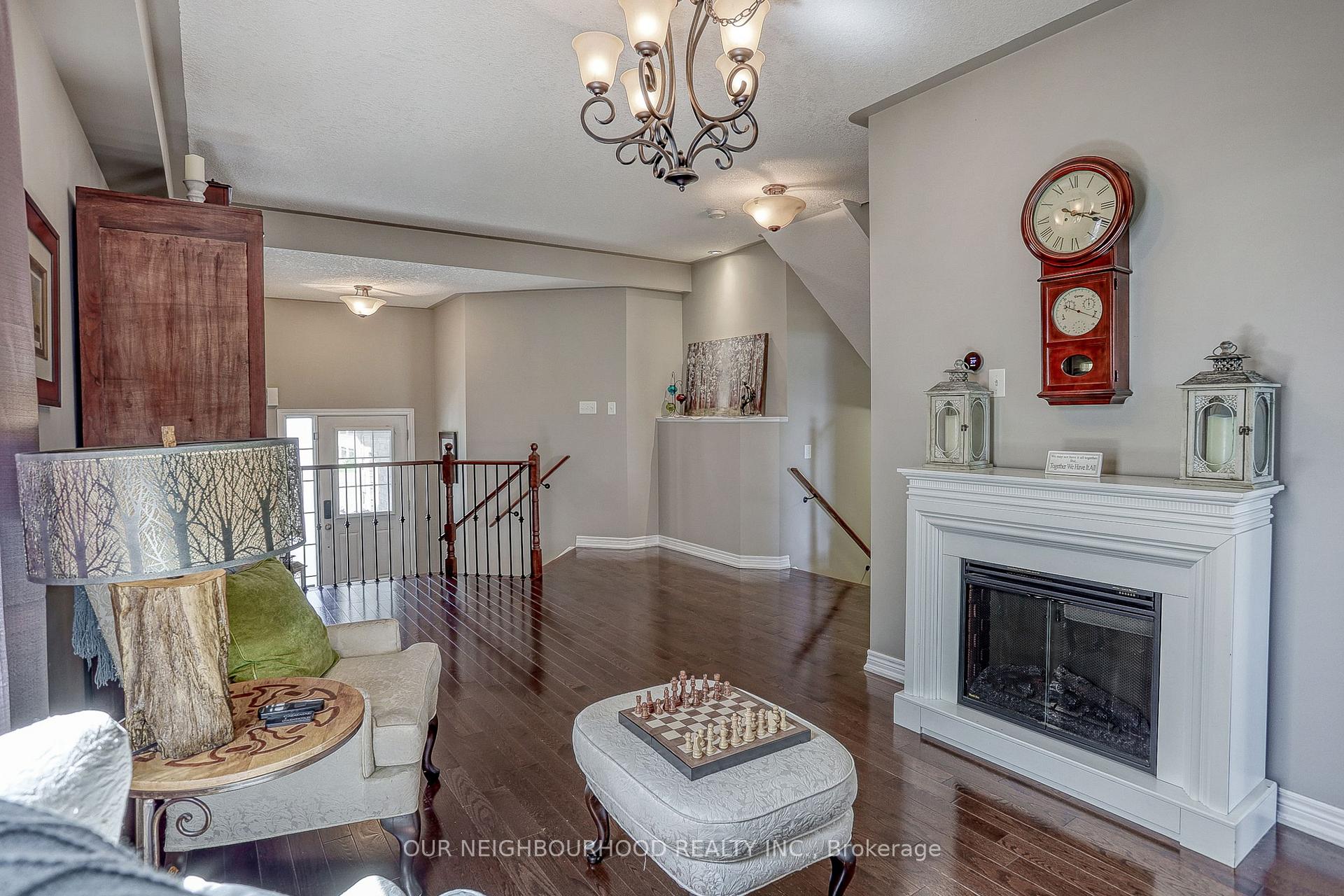 Photo 20 of 1152 Glenbourne Drive, Oshawa, Pinecrest — HOMEH