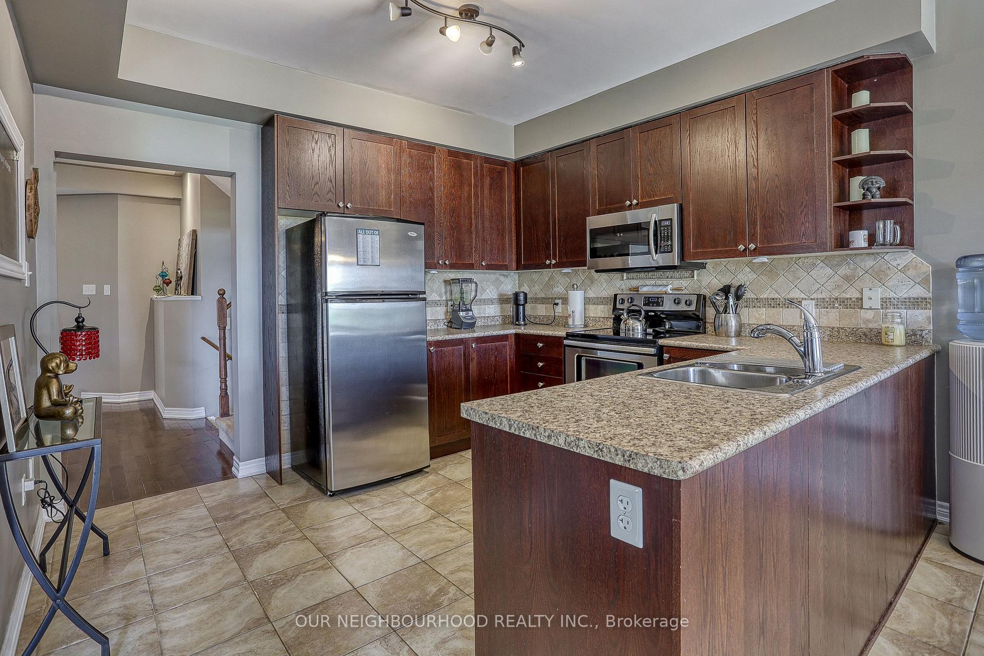 Photo 23 of 1152 Glenbourne Drive, Oshawa, Pinecrest — HOMEH