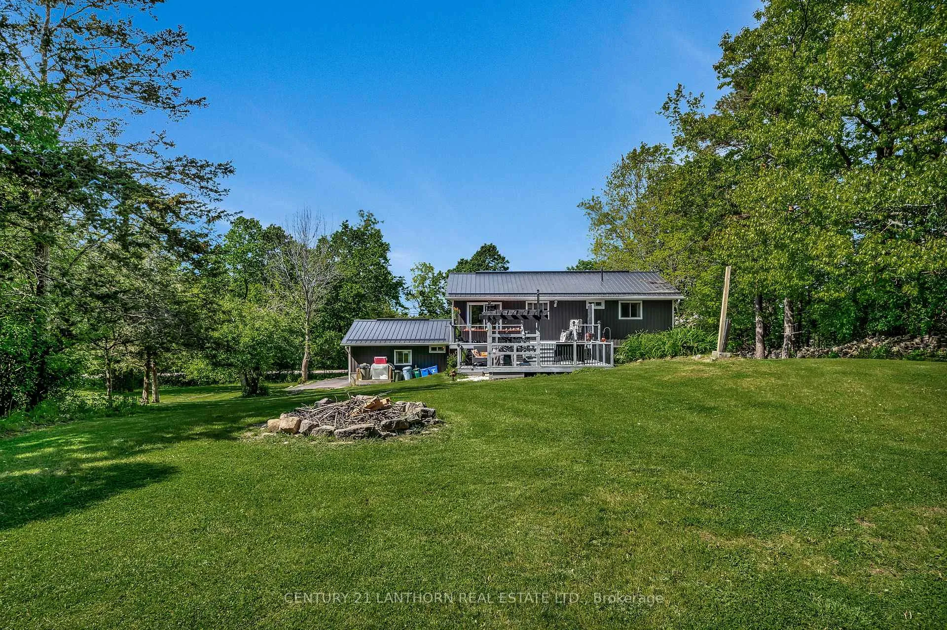 Photo 42 of 11807 Loyalist Parkway, Prince Edward County, Hallowell Ward — HOMEH