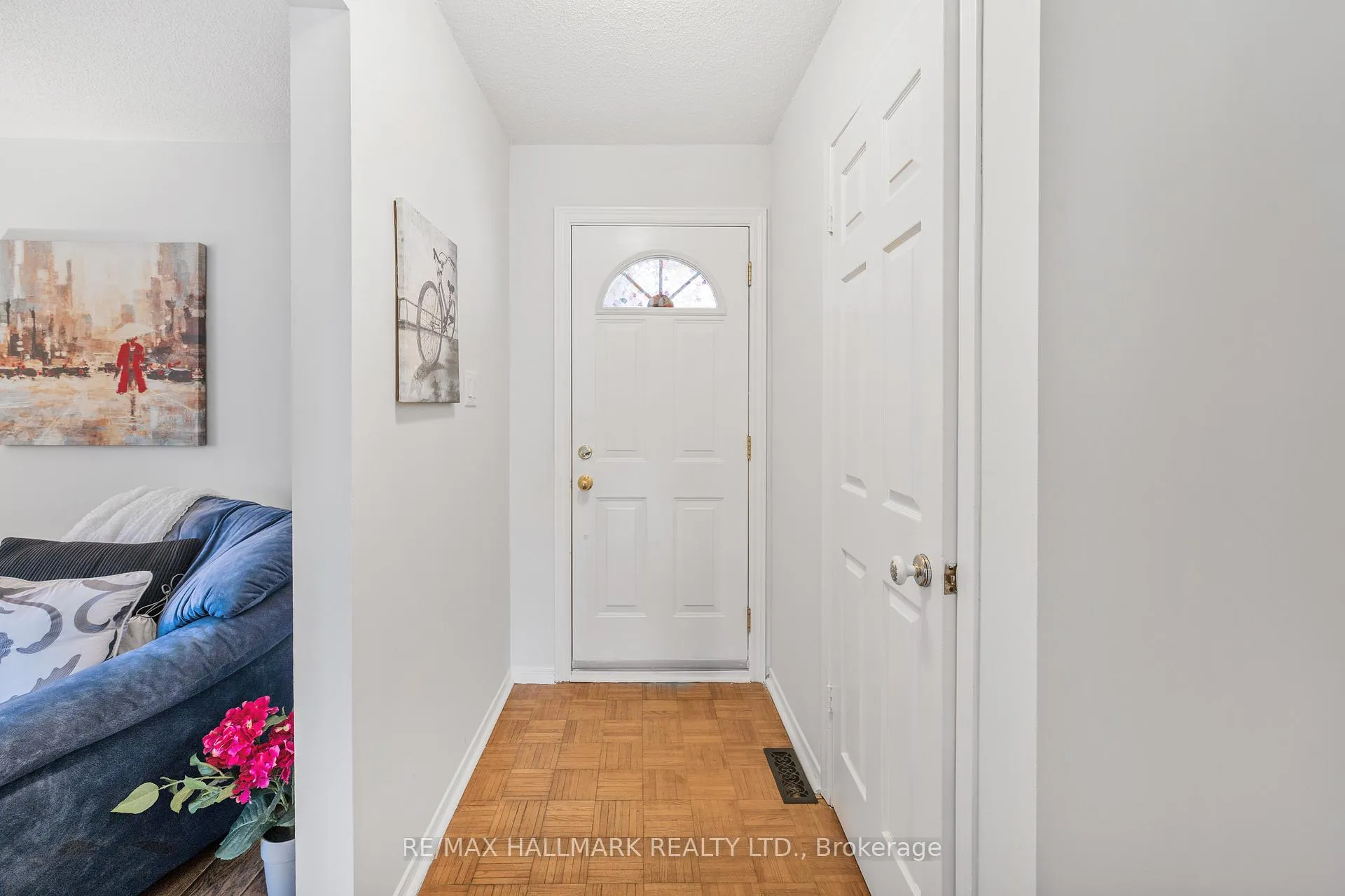Photo 15 of 1844 Ashford Drive, Pickering, Village East — HOMEH