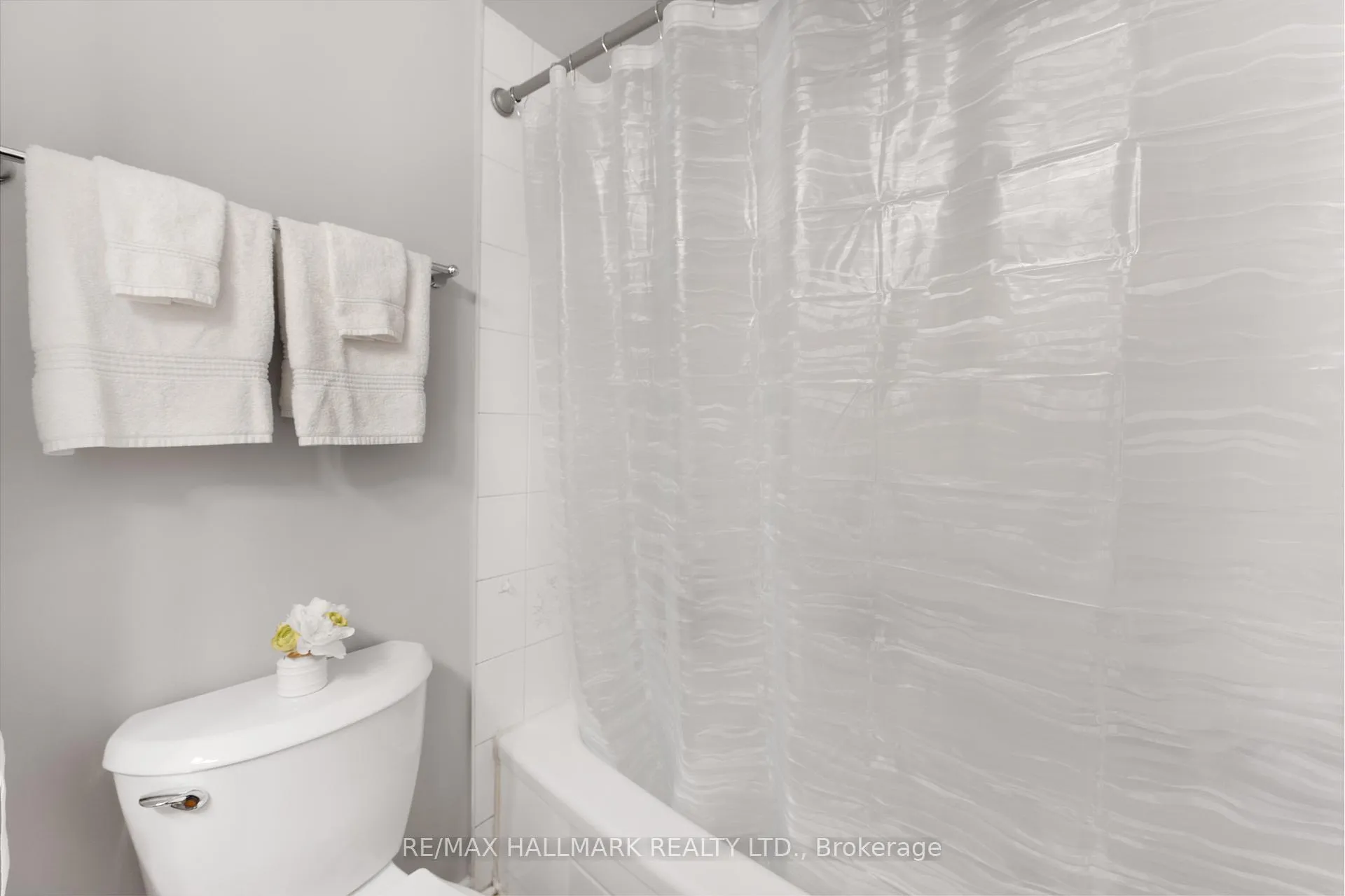 Photo 34 of 1844 Ashford Drive, Pickering, Village East — HOMEH