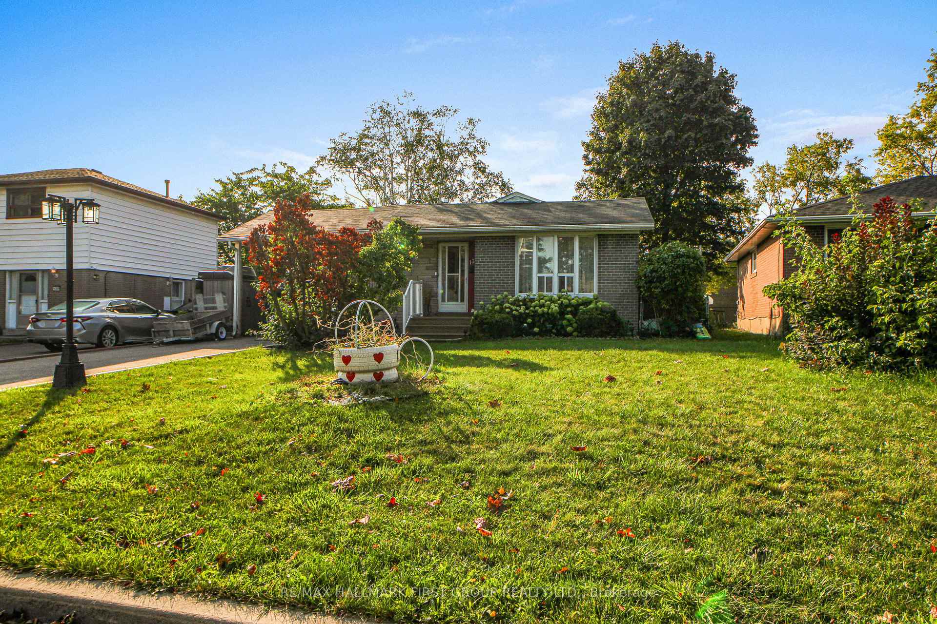 Photo 2 of 1397 Fordon Avenue, Pickering, Bay Ridges — HOMEH