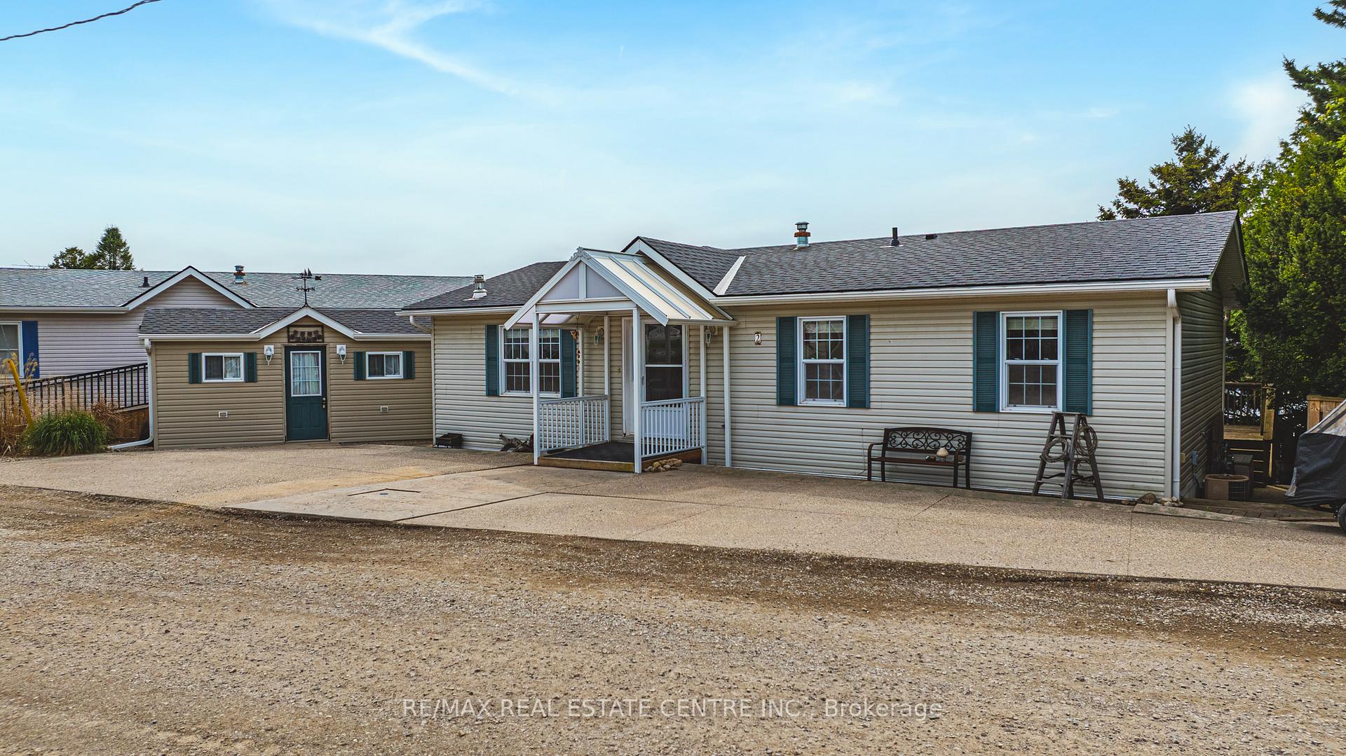 Photo 2 of 2 Hemlock Crescent Pvt, Puslinch, Rural Puslinch East — HOMEH