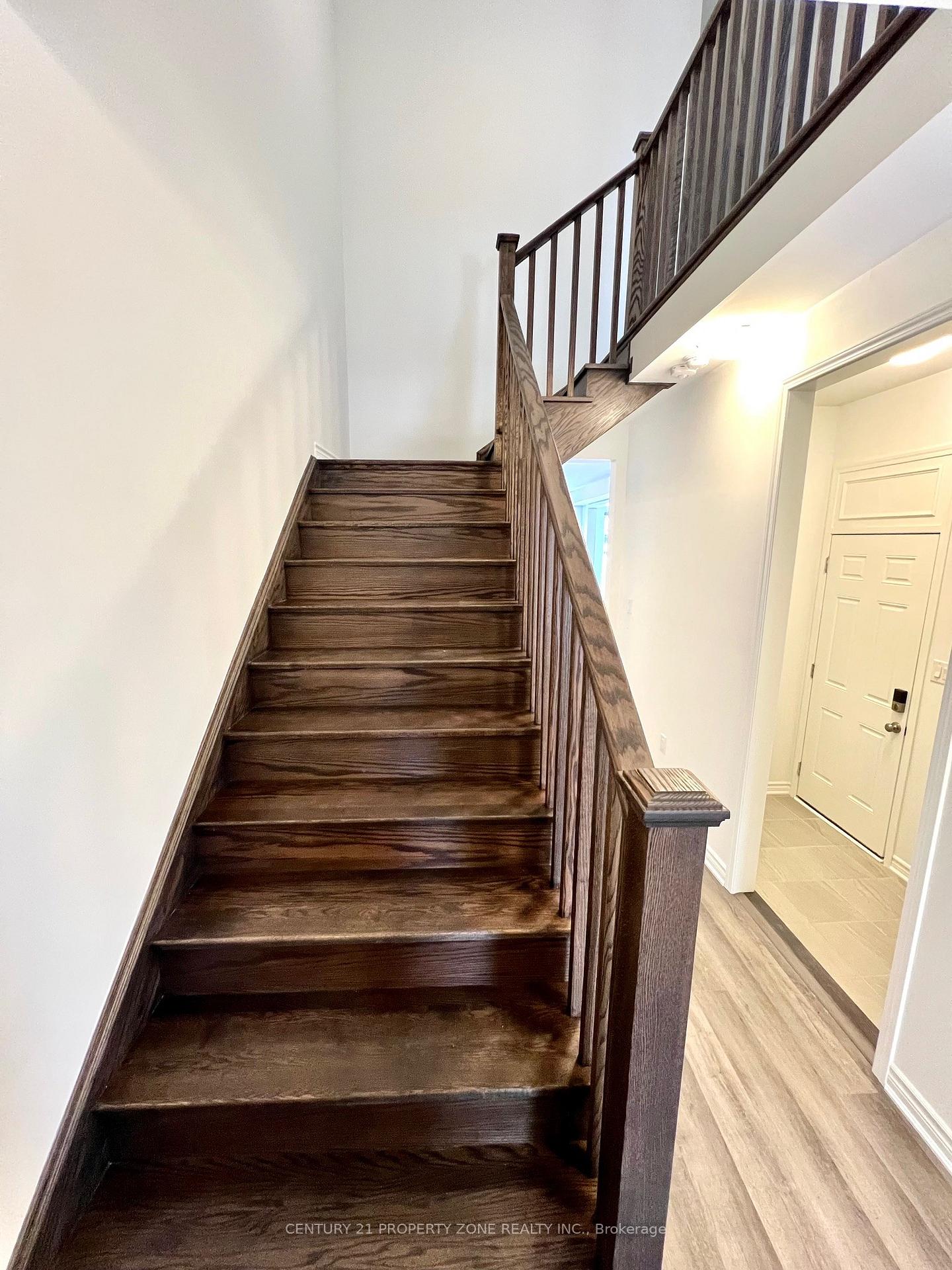 Photo 6 of 1245 Ferguson Drive, Milton, Bowes — HOMEH