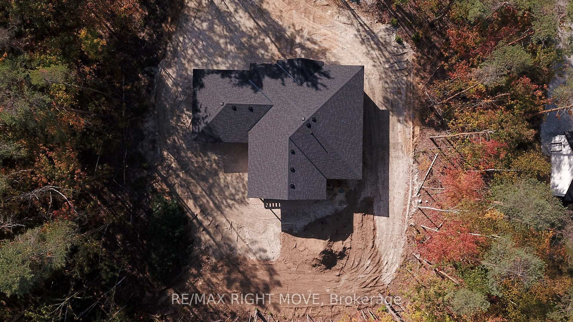 Photo 13 of 5791 Richwood Place E, Ramara, Rural Ramara — HOMEH