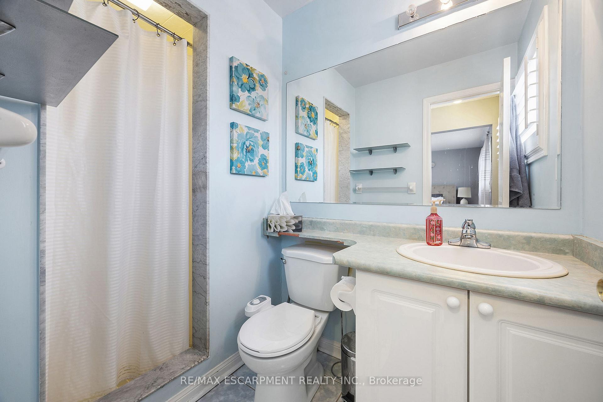 Photo 16 of 412 Baverstock Crescent, Milton, Clarke — HOMEH