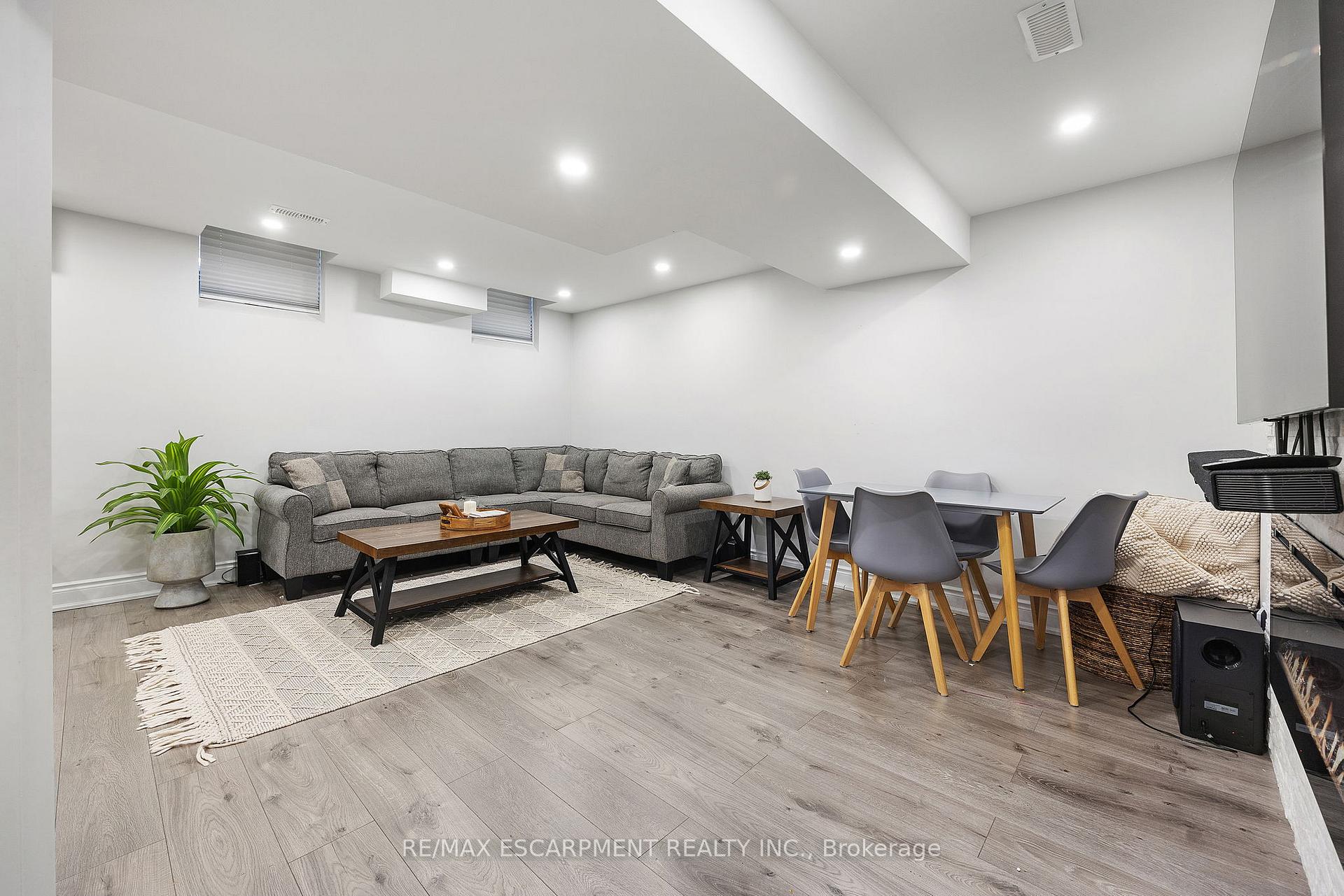 Photo 22 of 412 Baverstock Crescent, Milton, Clarke — HOMEH