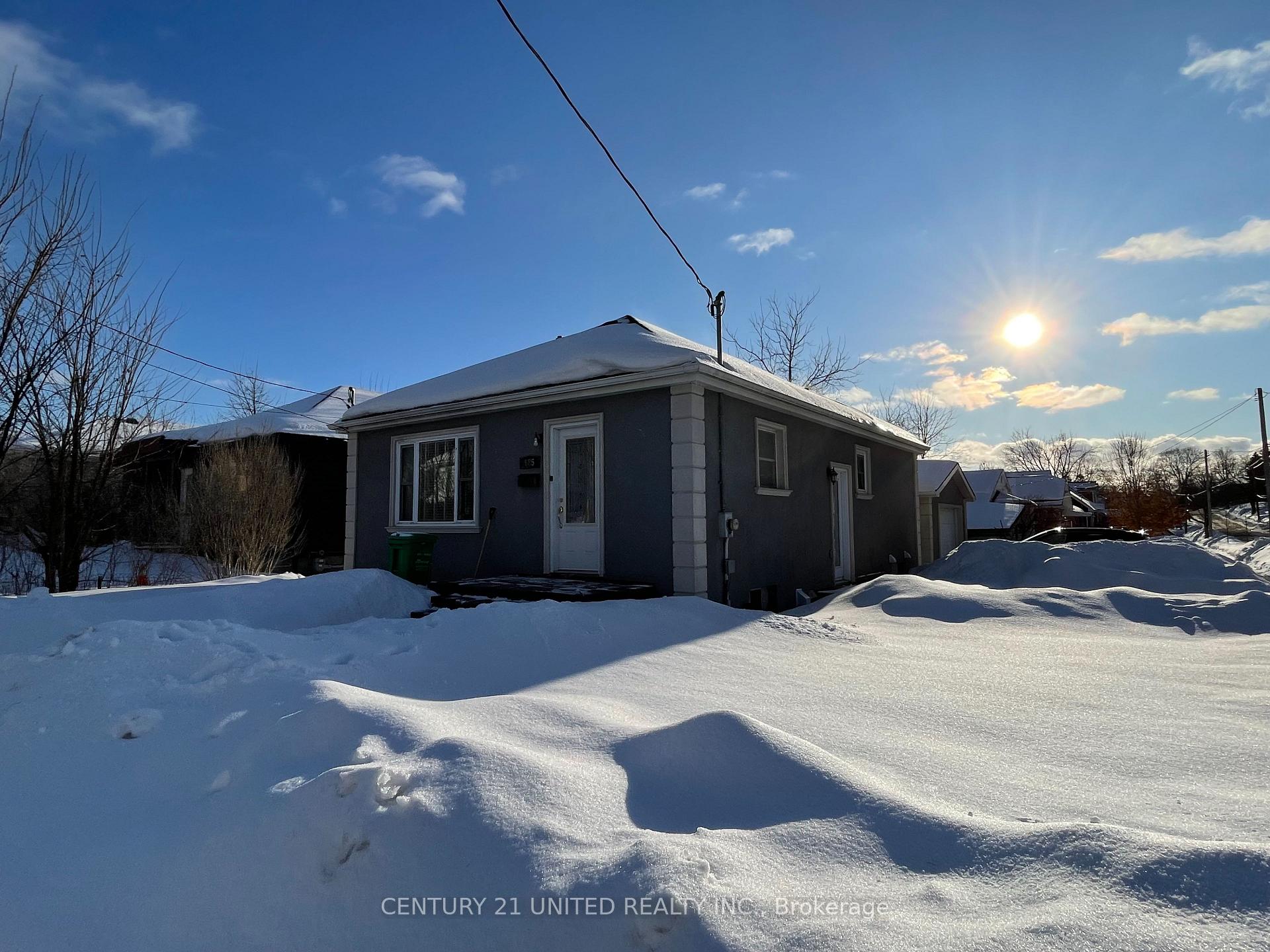 Front of Unit LOWER, 685 Armour Road