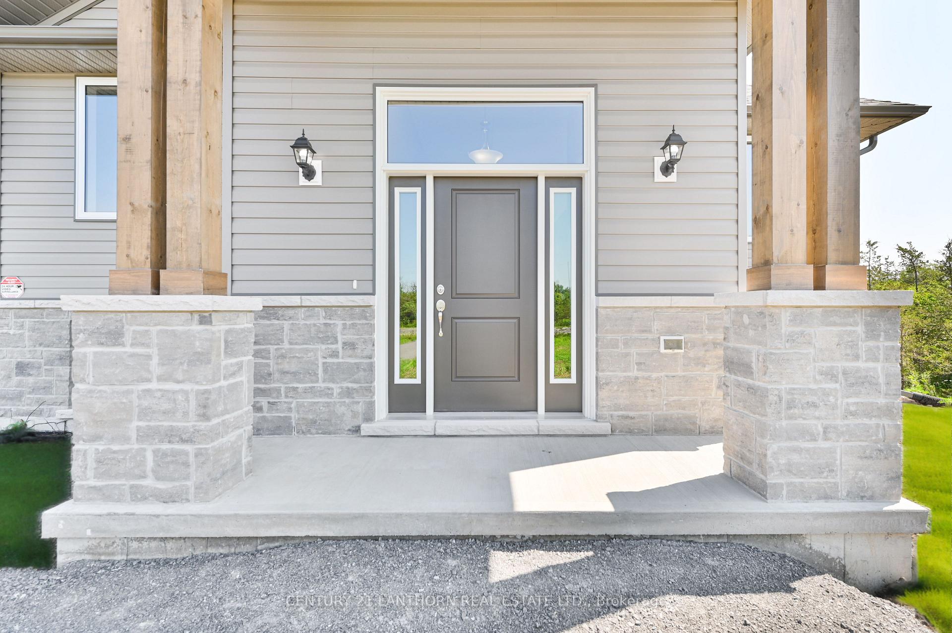 Photo 3 of 2567 County Road 5, Prince Edward County, Sophiasburg Ward — HOMEH