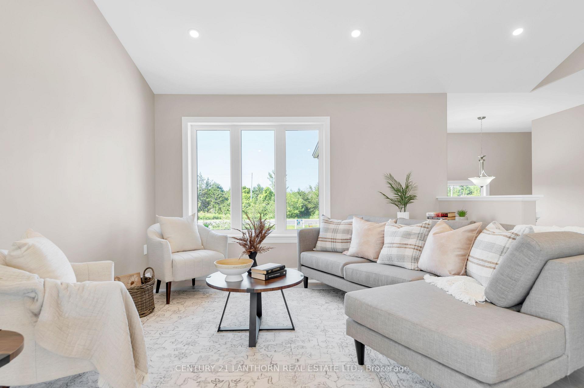 Photo 8 of 2567 County Road 5, Prince Edward County, Sophiasburg Ward — HOMEH