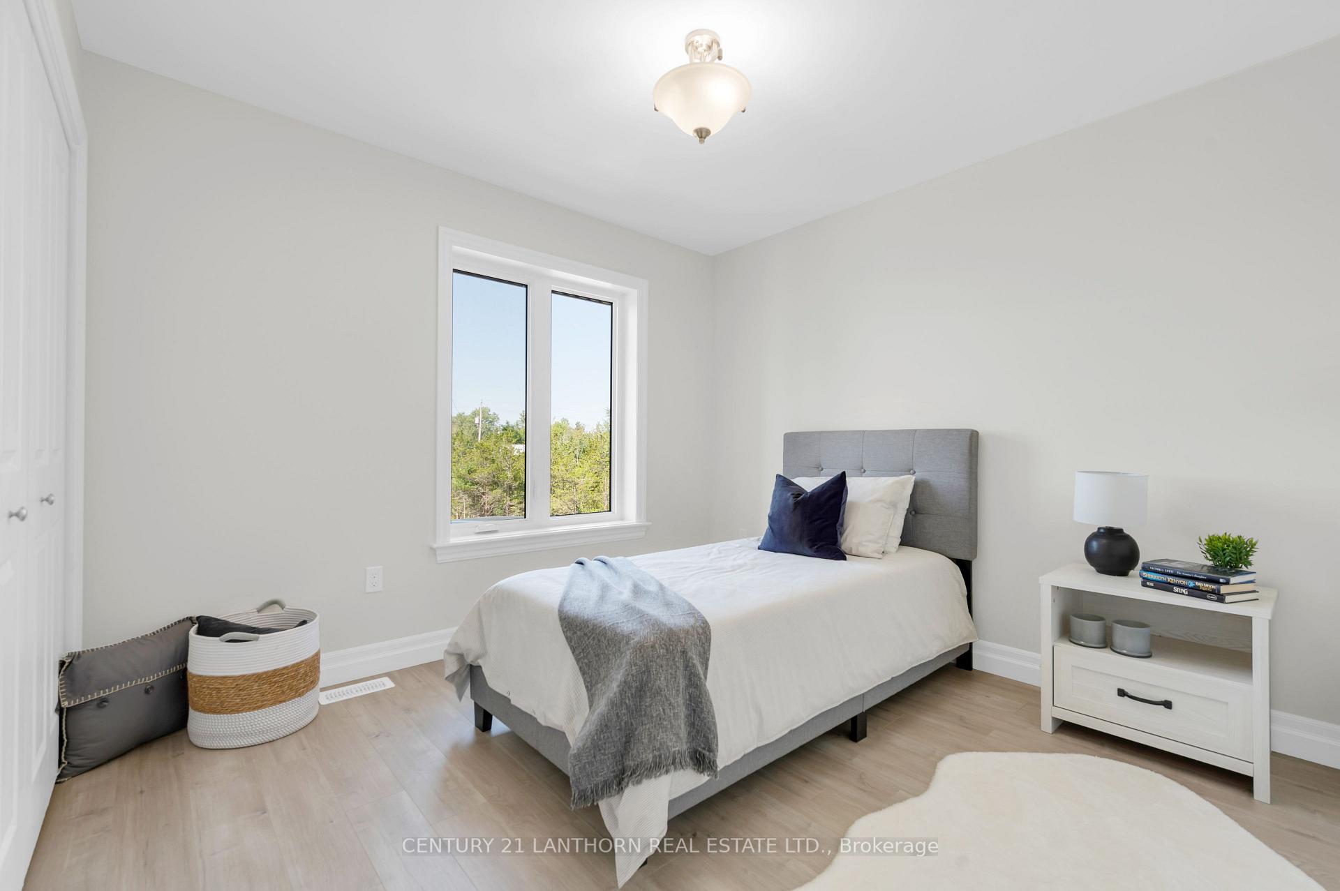 Photo 16 of 2567 County Road 5, Prince Edward County, Sophiasburg Ward — HOMEH