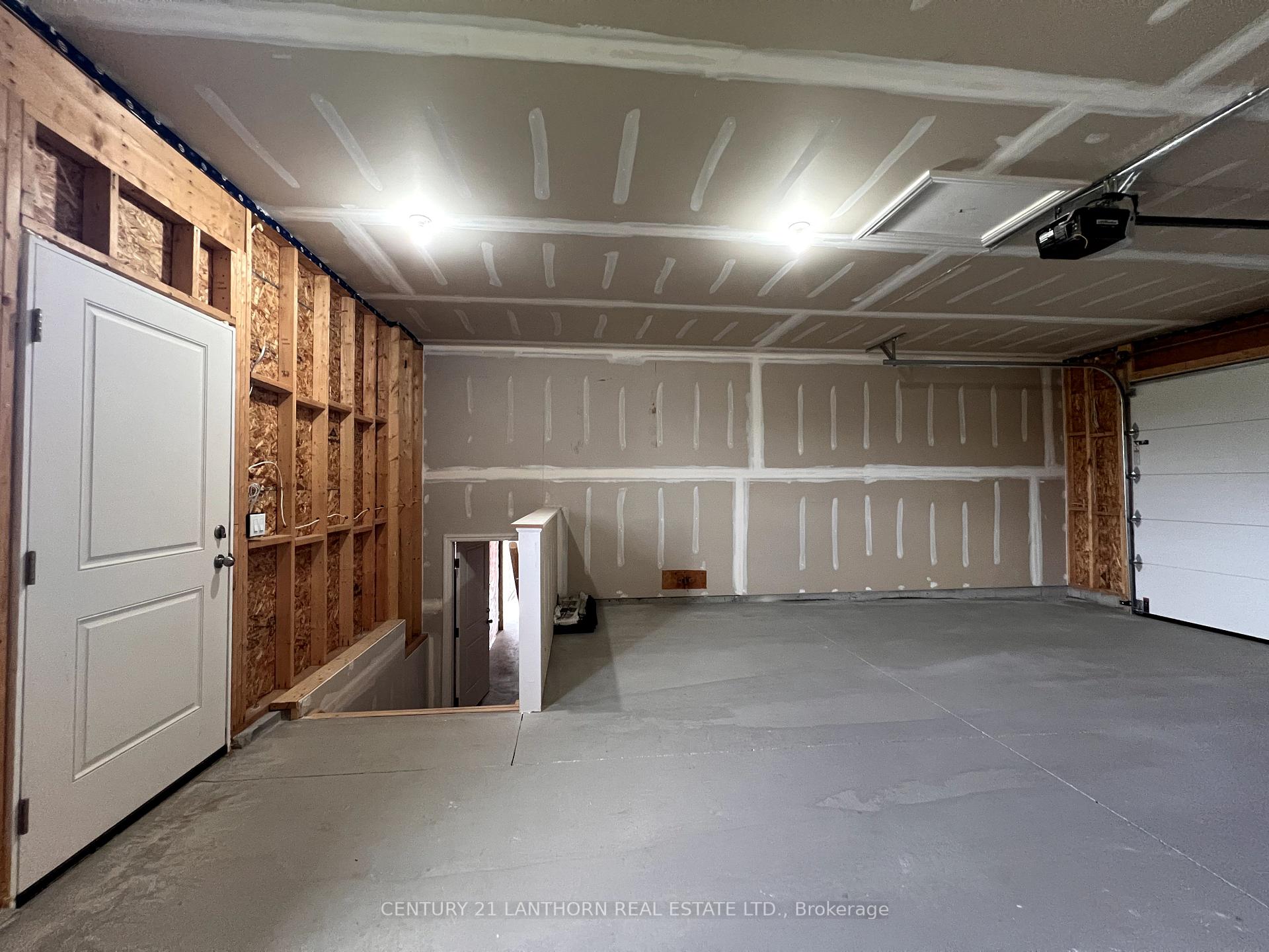 Photo 28 of 2567 County Road 5, Prince Edward County, Sophiasburg Ward — HOMEH