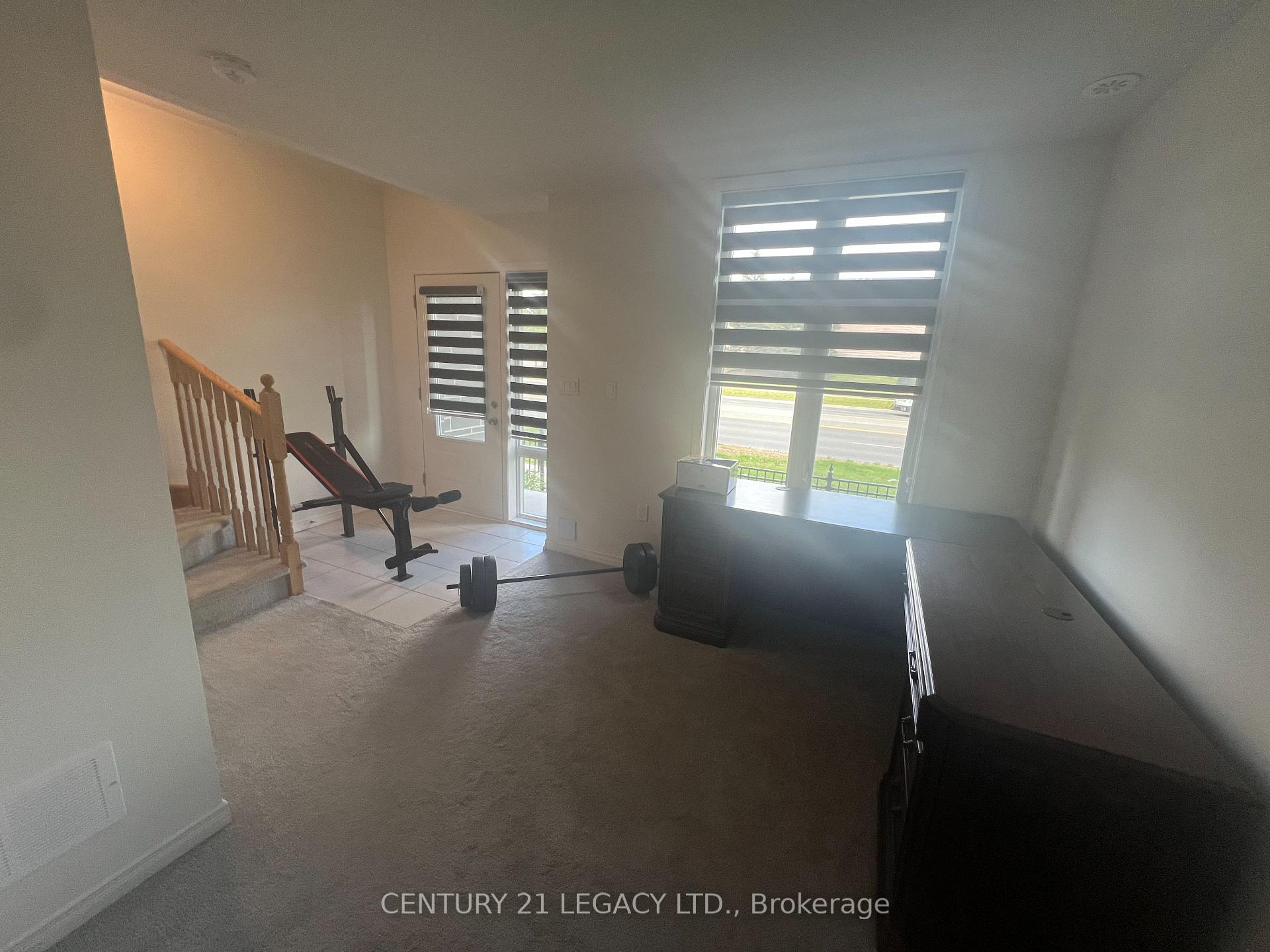 Photo 2 of 1419 Coral Springs Path, Oshawa, Taunton — HOMEH