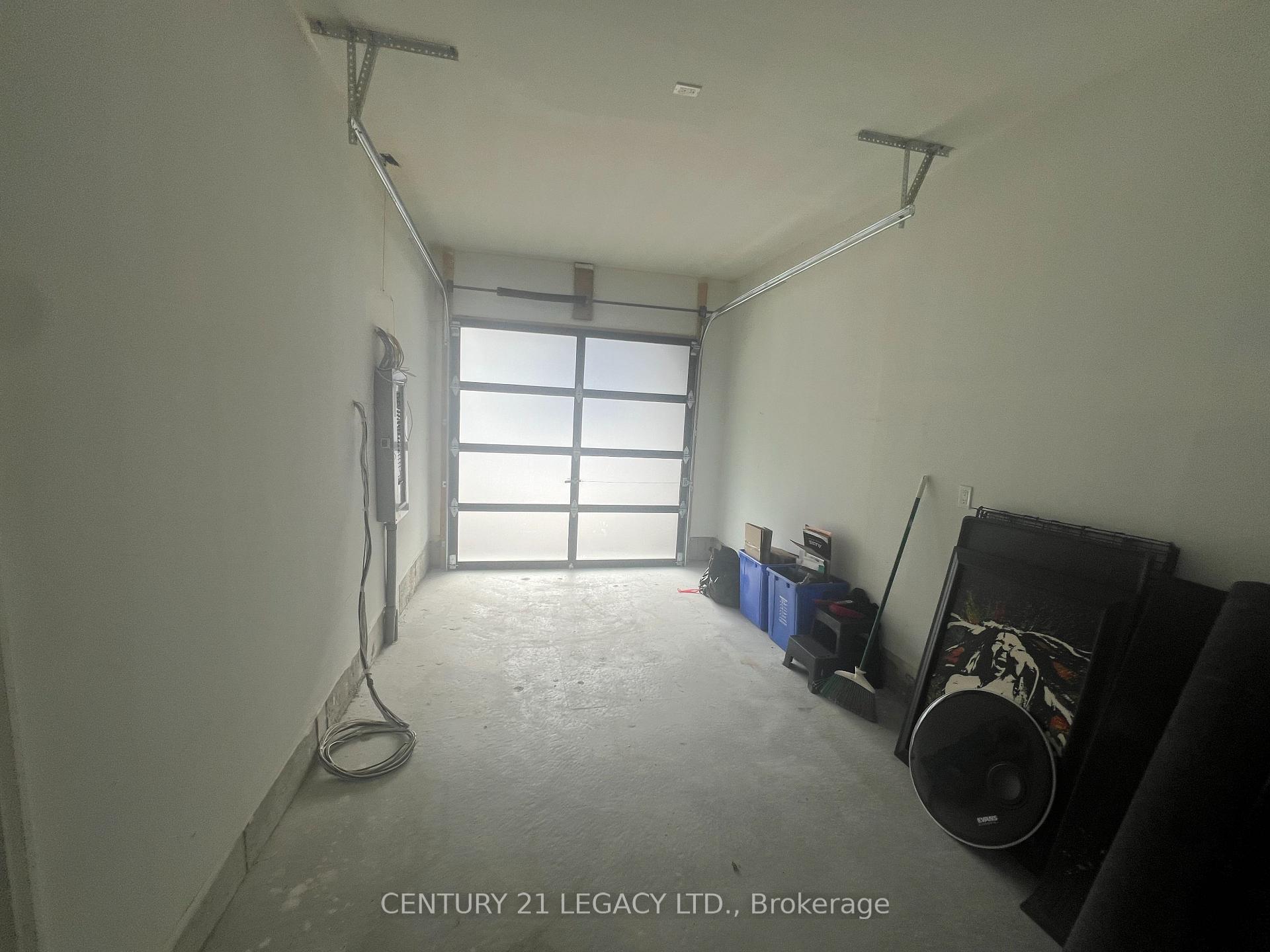 Photo 13 of 1419 Coral Springs Path, Oshawa, Taunton — HOMEH