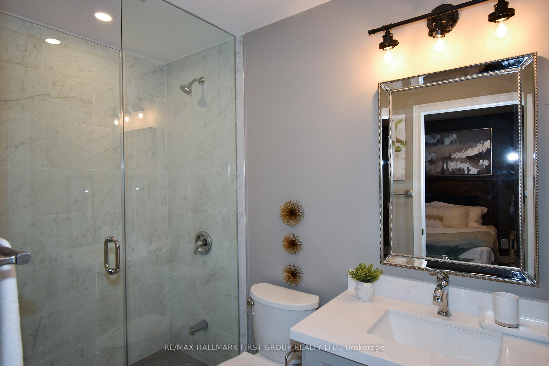 Photo 12 of Unit Upper, 905 Hilliard Street, Peterborough, Northcrest Ward 5 — HOMEH