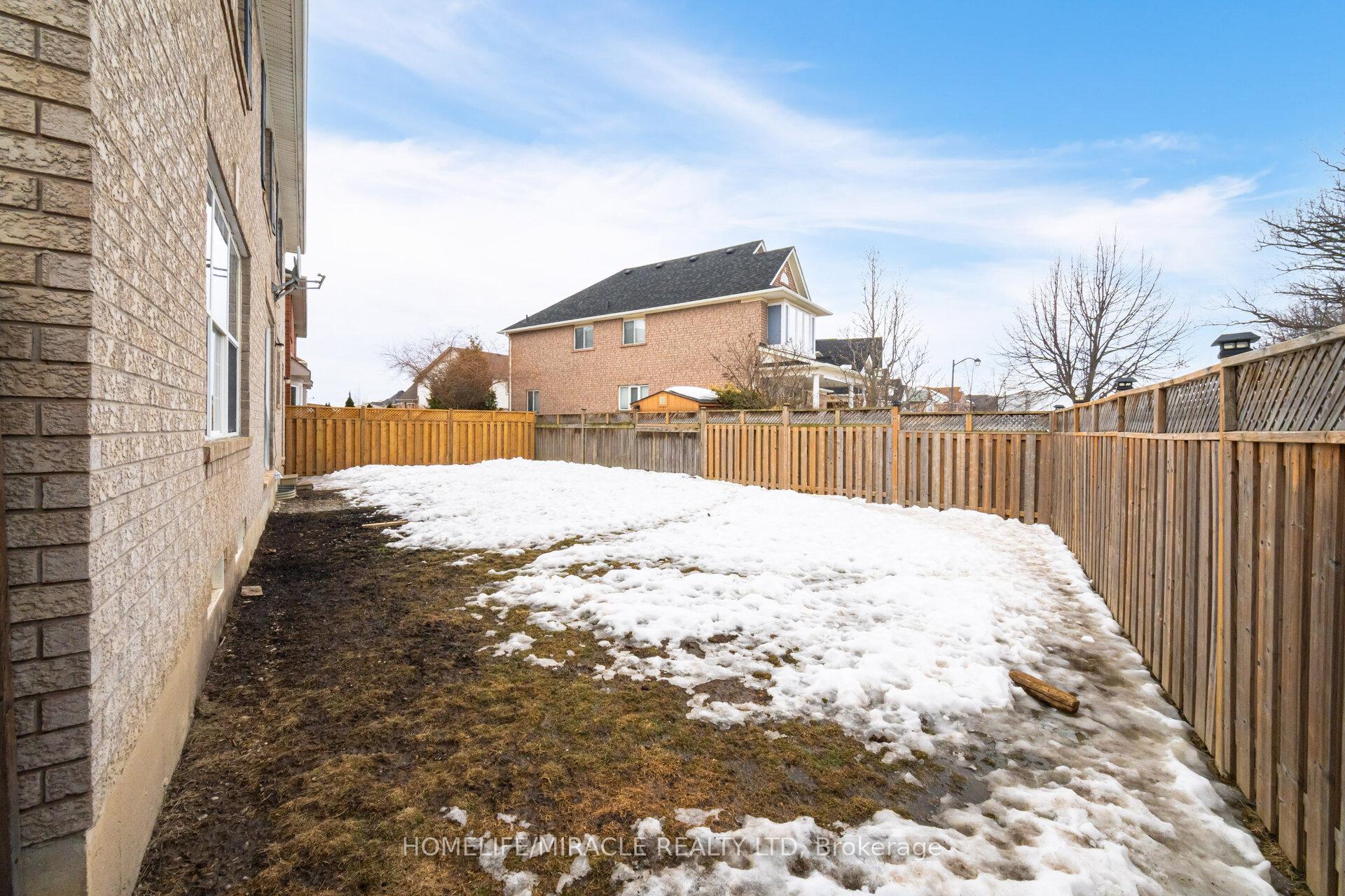 Photo 40 of 1000 Fourth Line, Milton, Beaty — HOMEH