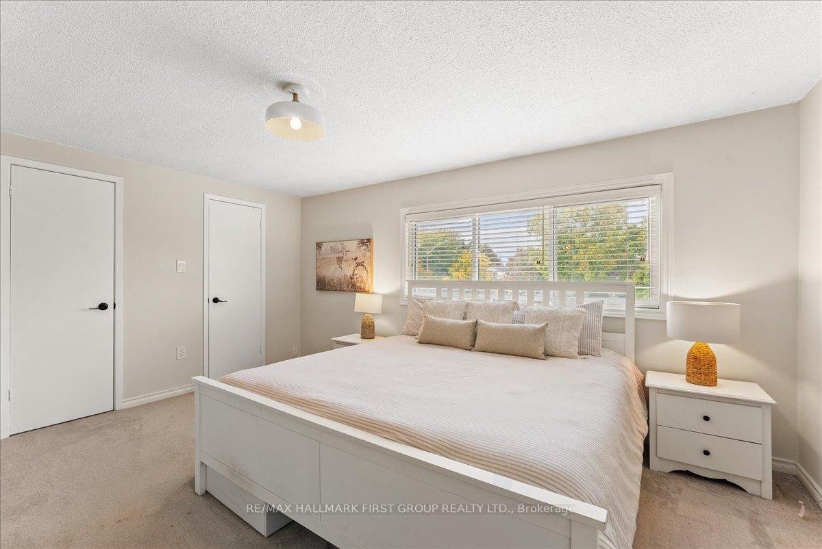 Photo 14 of 1587 Geta Circle, Pickering, Village East — HOMEH