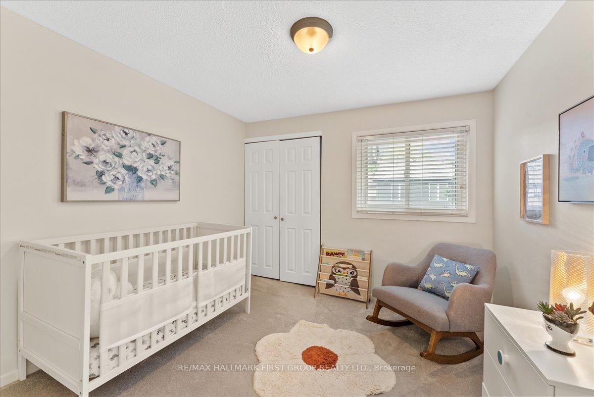 Photo 17 of 1587 Geta Circle, Pickering, Village East — HOMEH