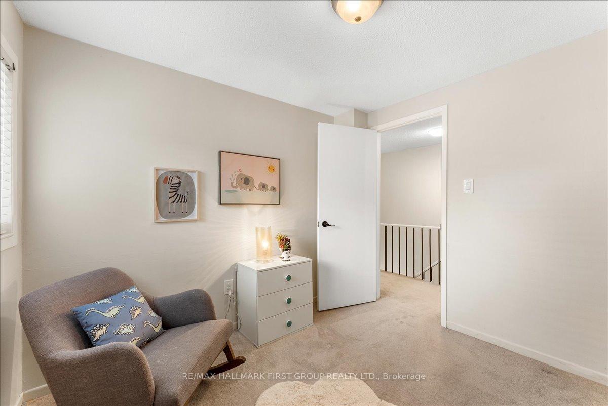 Photo 18 of 1587 Geta Circle, Pickering, Village East — HOMEH