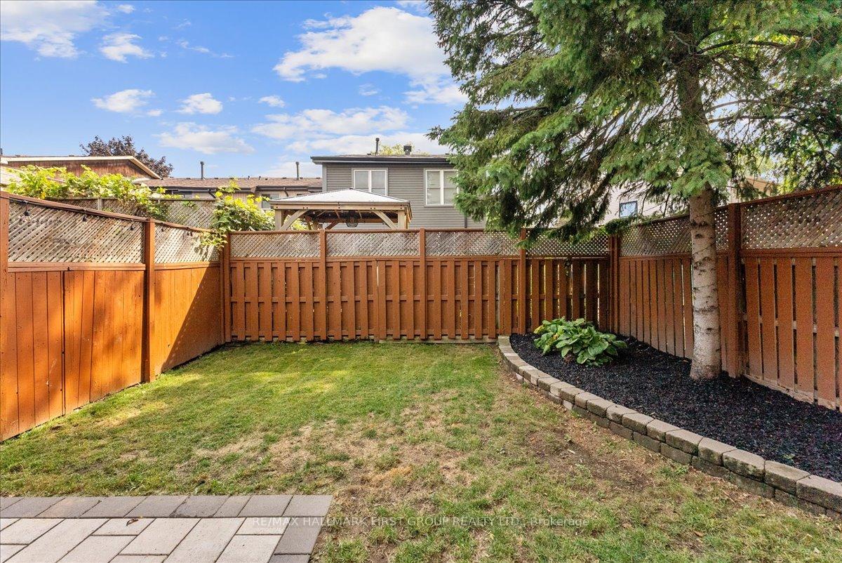 Photo 30 of 1587 Geta Circle, Pickering, Village East — HOMEH