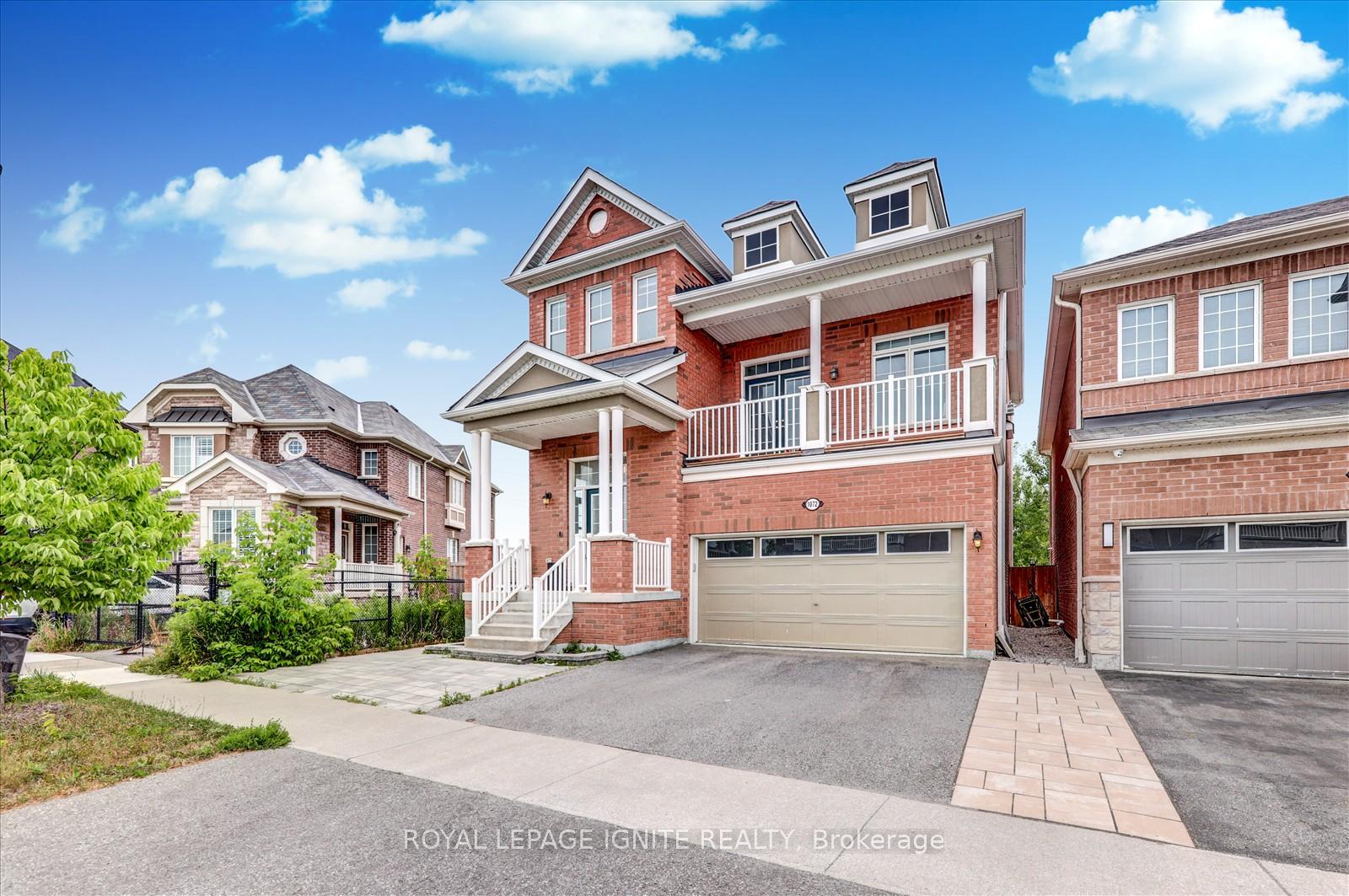 Photo 3 of 1072 Foxtail Crescent, Pickering, Rural Pickering — HOMEH