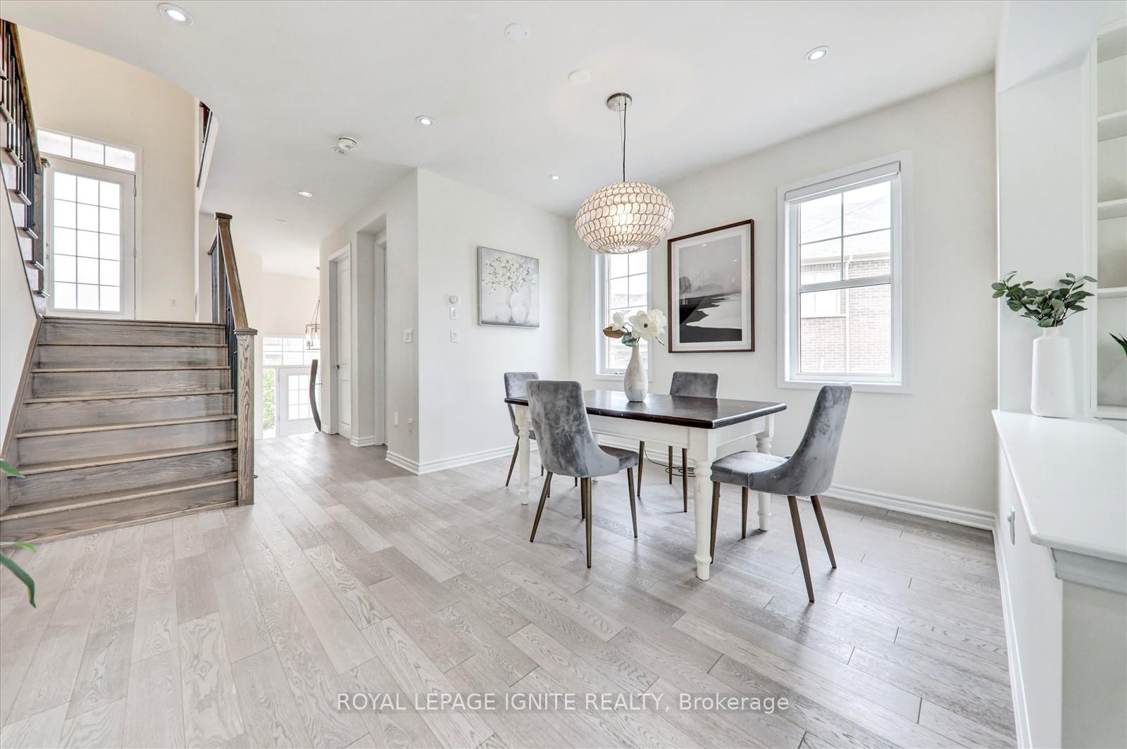 Photo 12 of 1072 Foxtail Crescent, Pickering, Rural Pickering — HOMEH