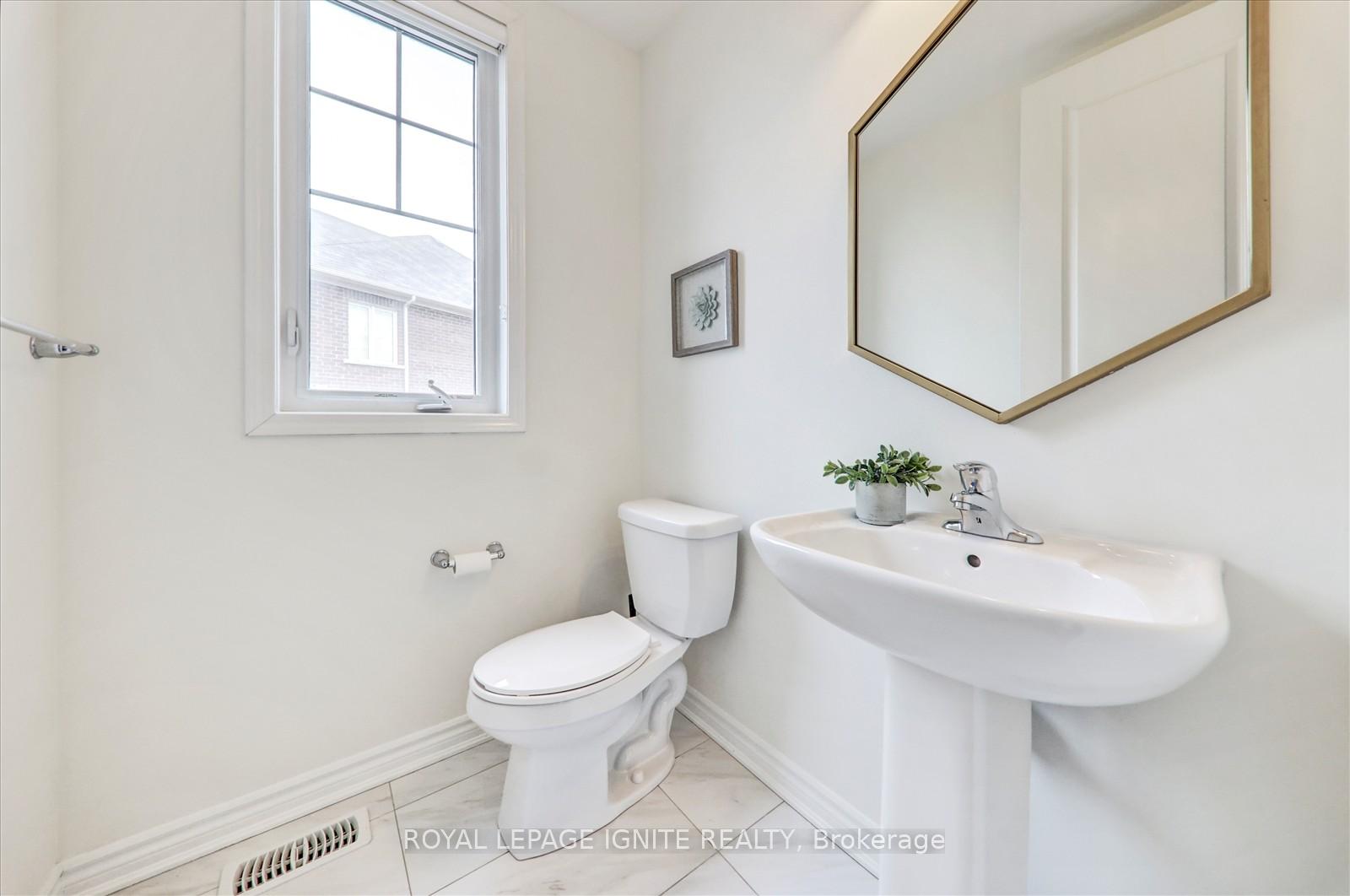 Photo 21 of 1072 Foxtail Crescent, Pickering, Rural Pickering — HOMEH