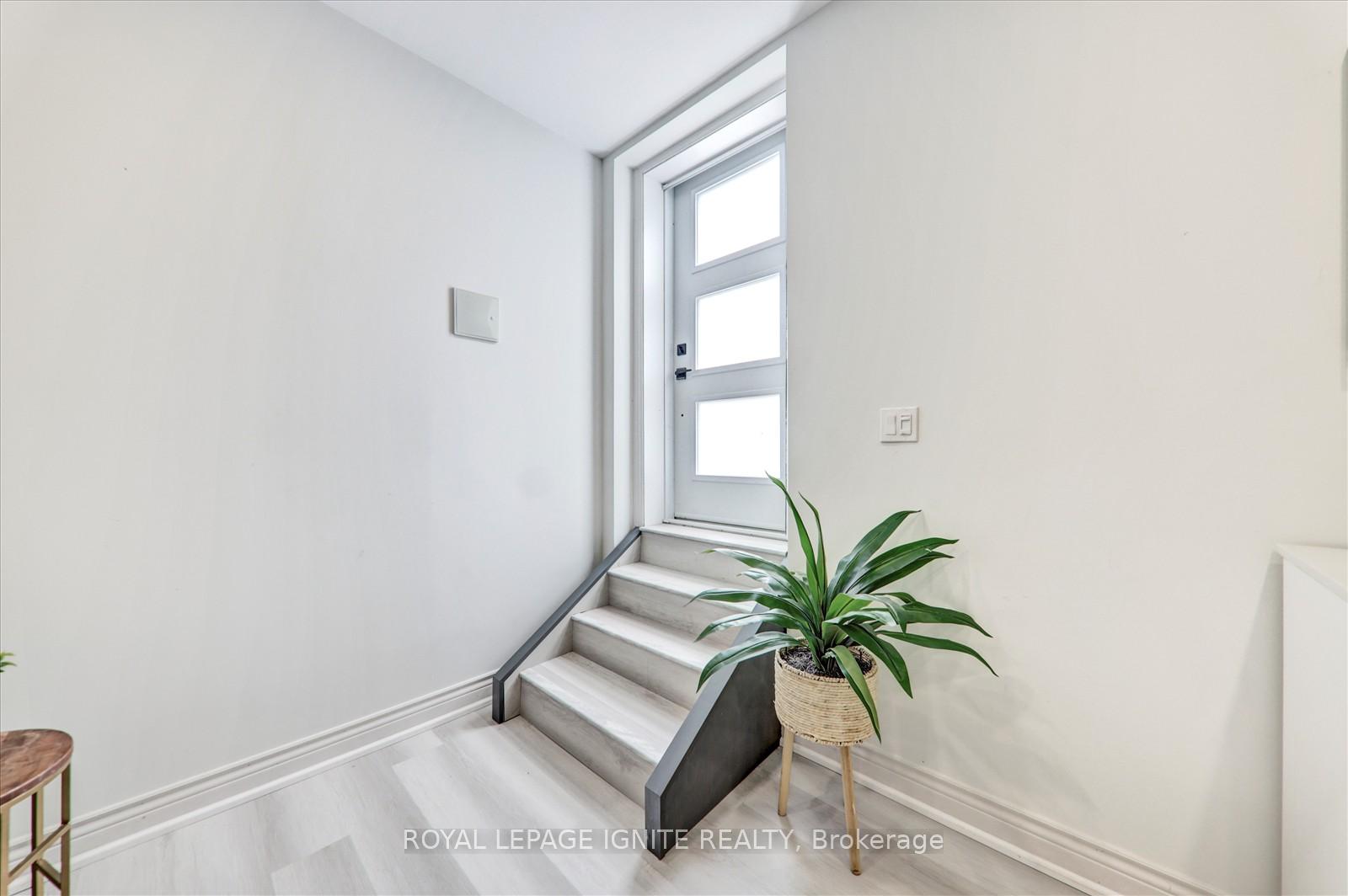 Photo 35 of 1072 Foxtail Crescent, Pickering, Rural Pickering — HOMEH