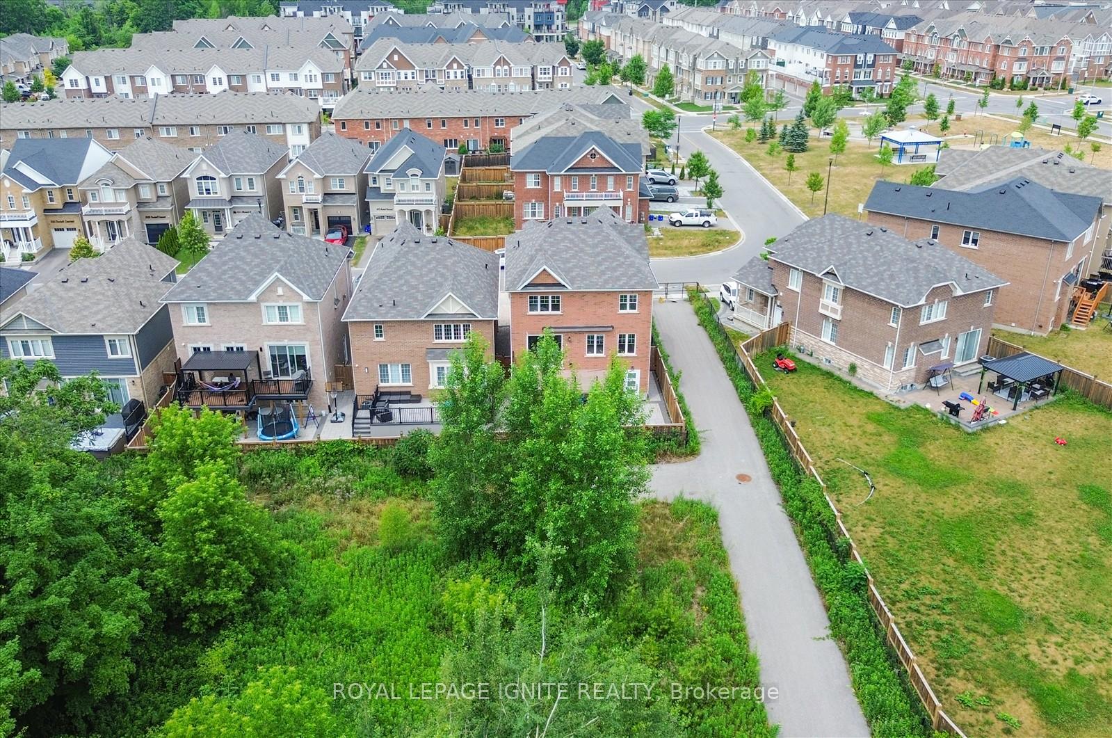 Photo 46 of 1072 Foxtail Crescent, Pickering, Rural Pickering — HOMEH
