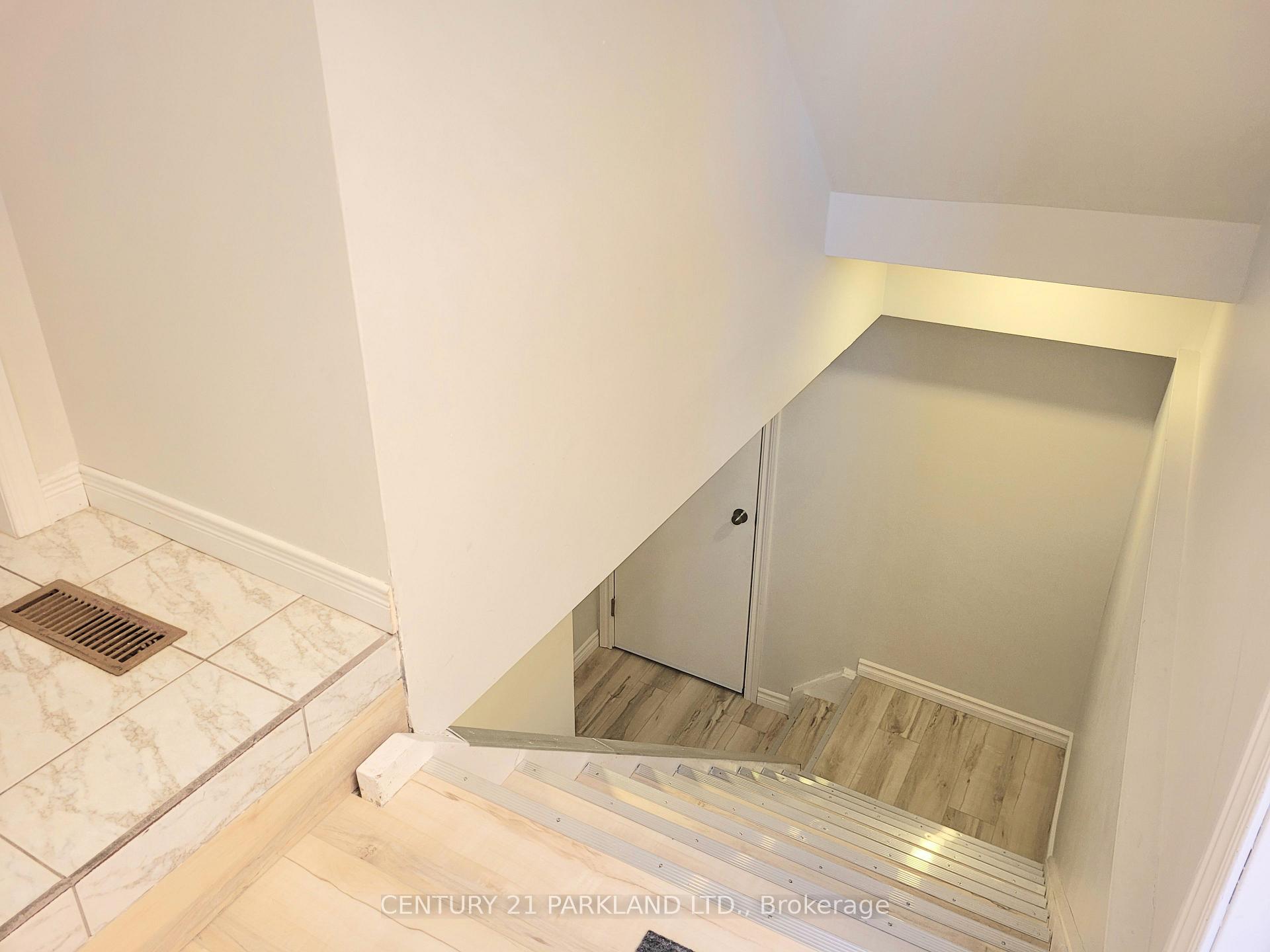 Photo 6 of 1517 Beechlawn Drive, Pickering, Village East — HOMEH