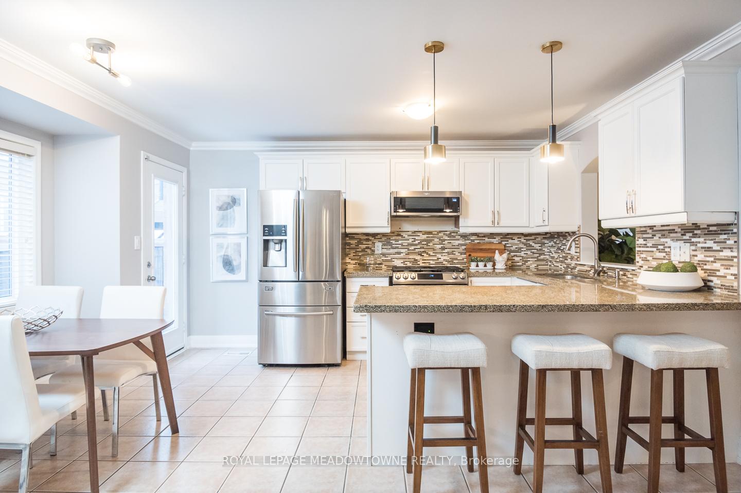 Photo 13 of 311 Pringle Avenue, Milton, Scott — HOMEH