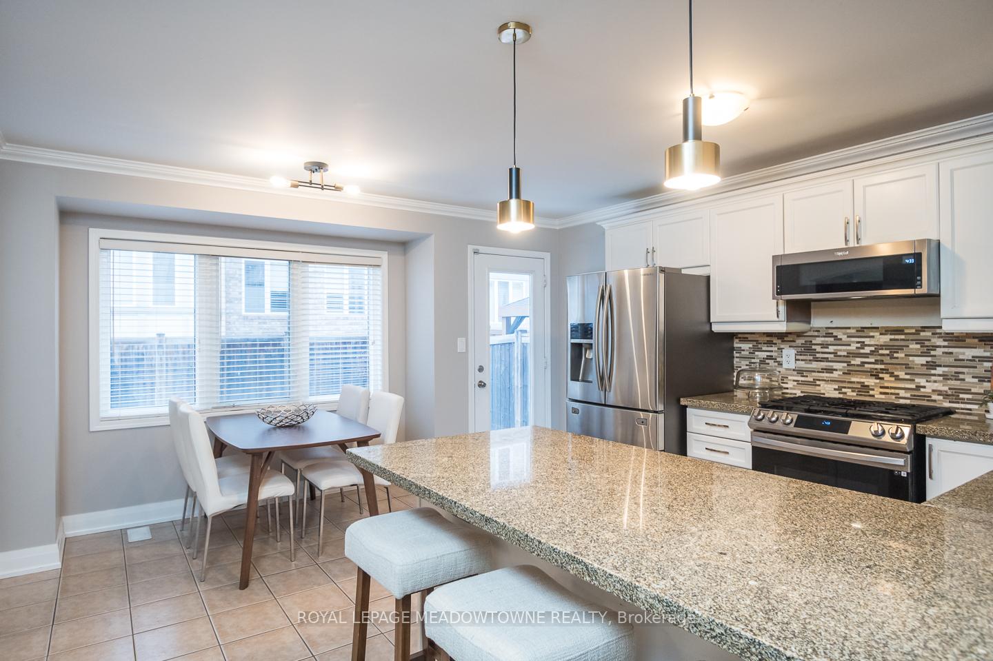 Photo 15 of 311 Pringle Avenue, Milton, Scott — HOMEH