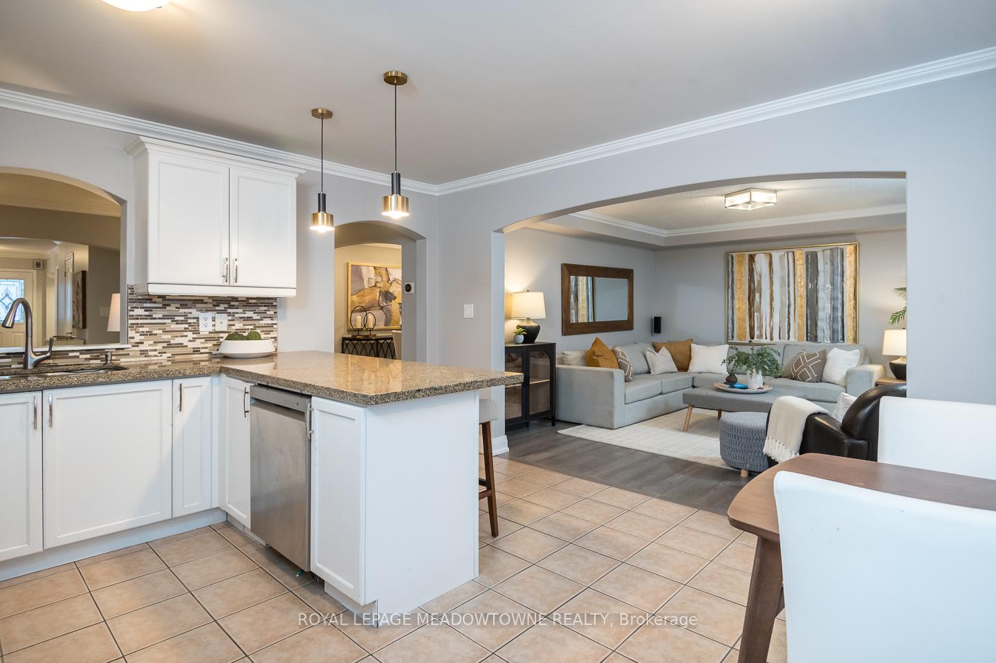 Photo 20 of 311 Pringle Avenue, Milton, Scott — HOMEH