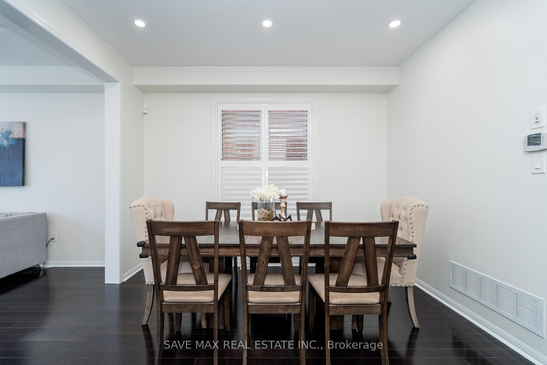 Photo 11 of 316 Leiterman Drive, Milton, Willmott — HOMEH