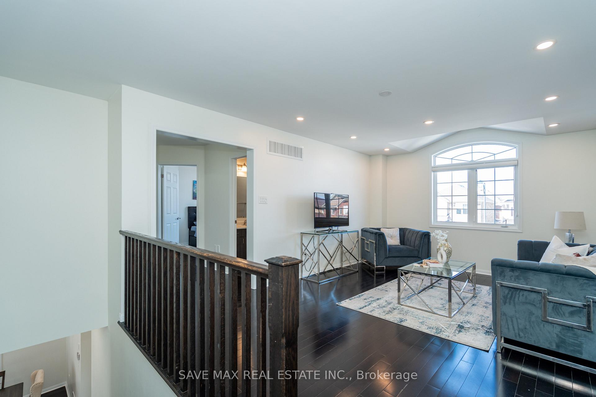Photo 22 of 316 Leiterman Drive, Milton, Willmott — HOMEH
