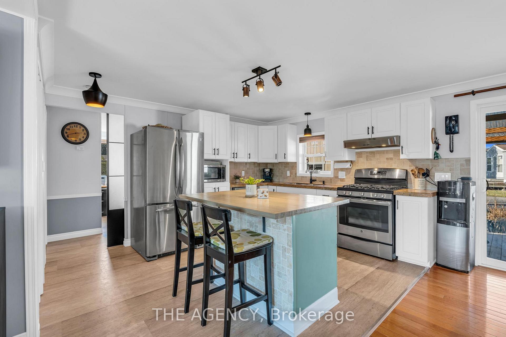 Photo 20 of 35 Trillium Beach Road, Puslinch, Puslinch Lake Settlement Areas — HOMEH