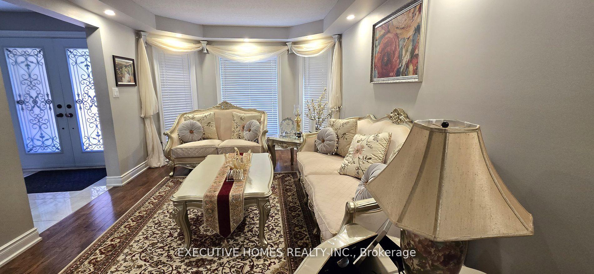 Photo 11 of 2342 Wildwood Crescent, Pickering, Brock Ridge — HOMEH