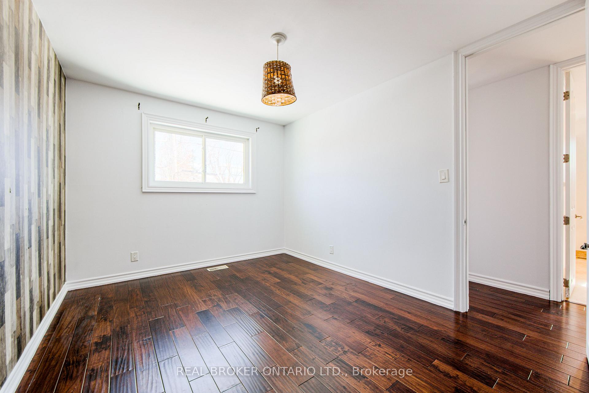 Photo 15 of Unit Upper, 855 Miriam Road, Pickering, Bay Ridges — HOMEH