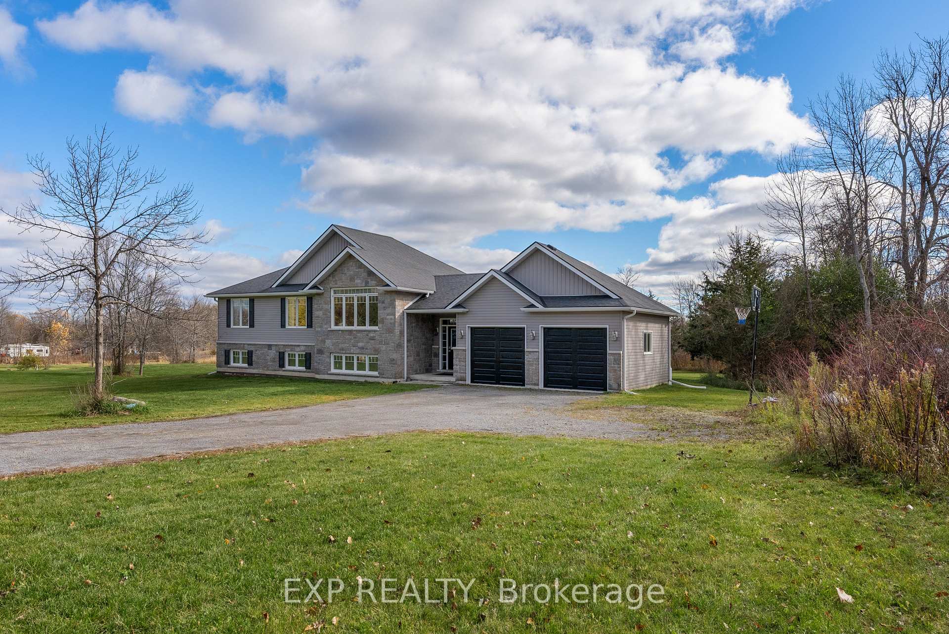 Photo 8 of 2986 County Road 15, Prince Edward County, Picton — HOMEH