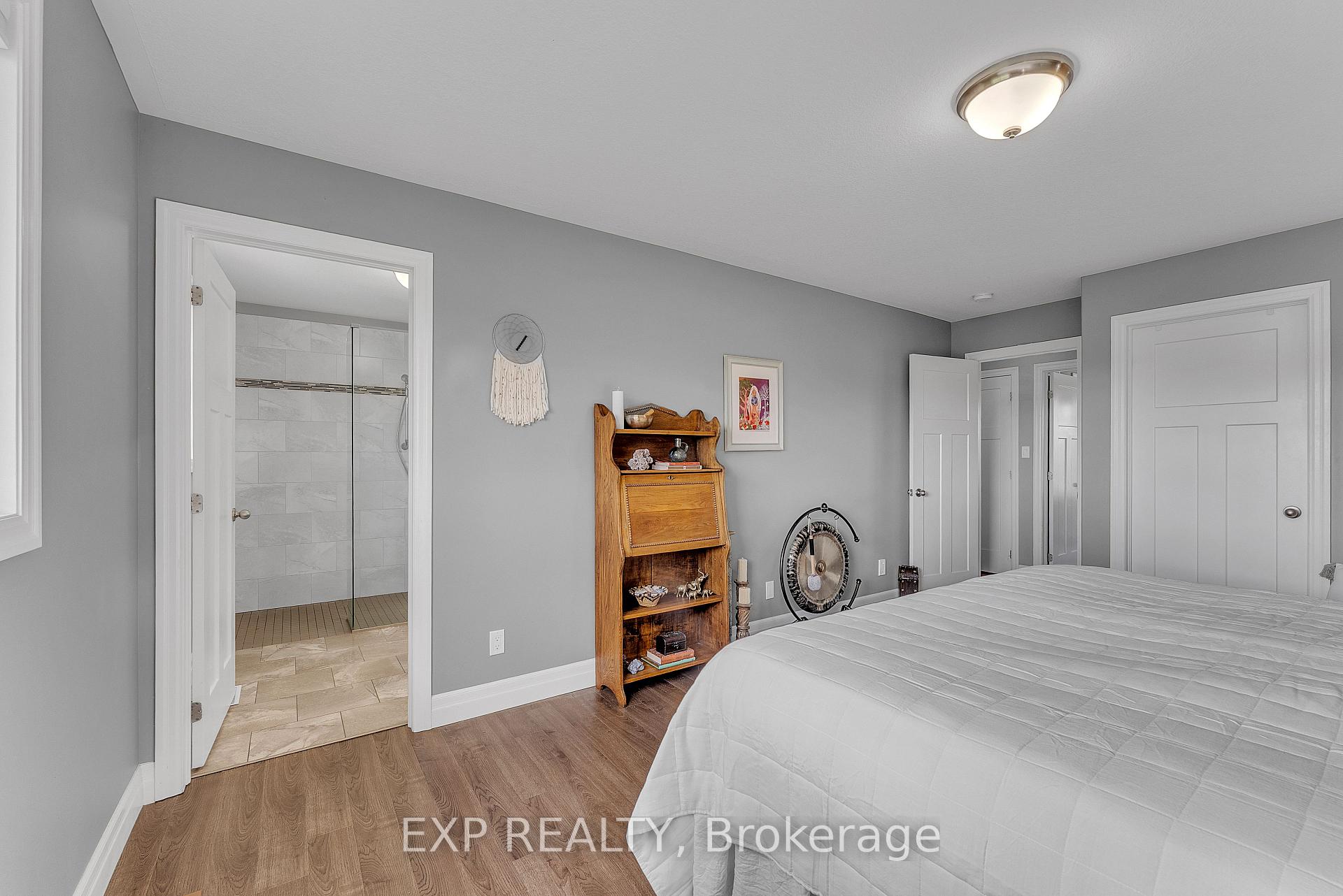 Photo 25 of 2986 County Road 15, Prince Edward County, Picton — HOMEH