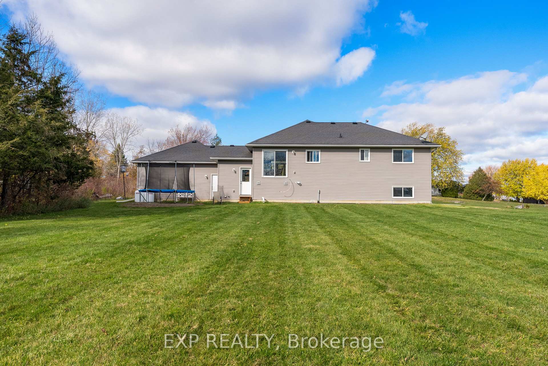 Photo 39 of 2986 County Road 15, Prince Edward County, Picton — HOMEH