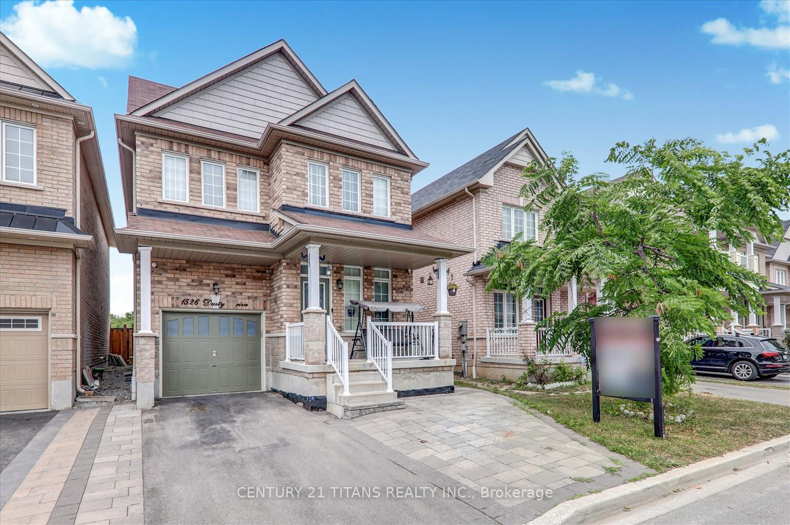 Photo 3 of 1526 Dusty Drive, Pickering, Duffin Heights — HOMEH